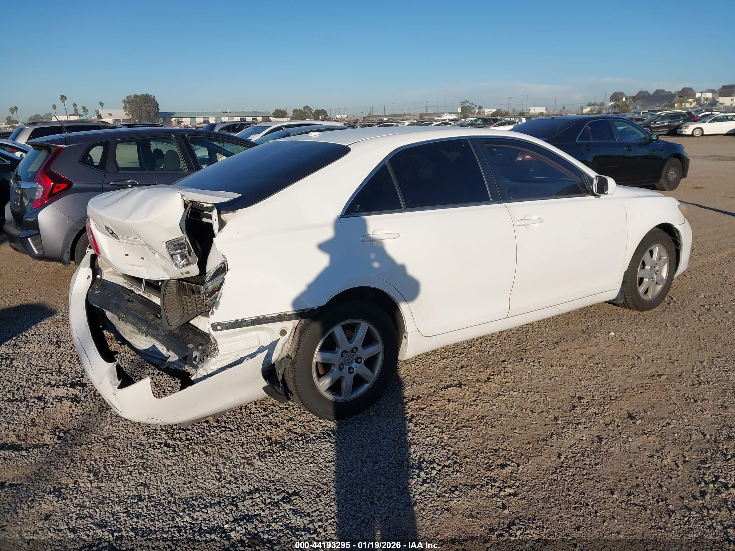 TOYOTA CAMRY image 4
