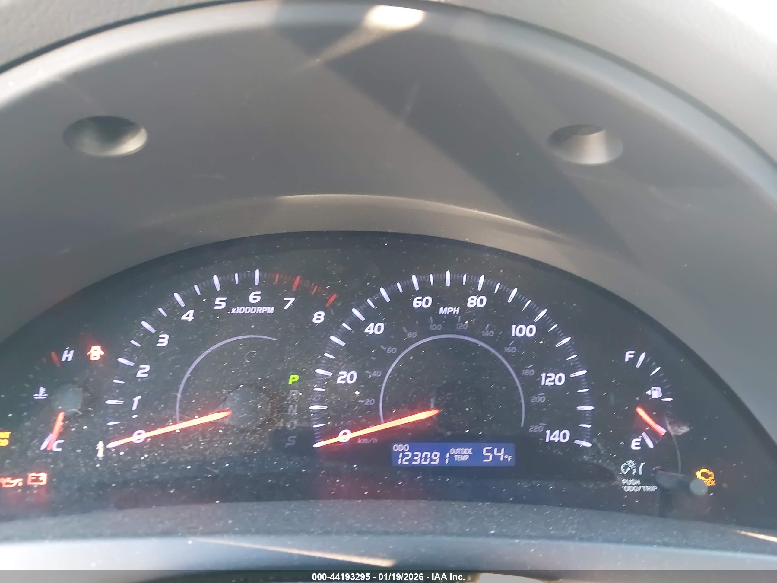 TOYOTA CAMRY image 7