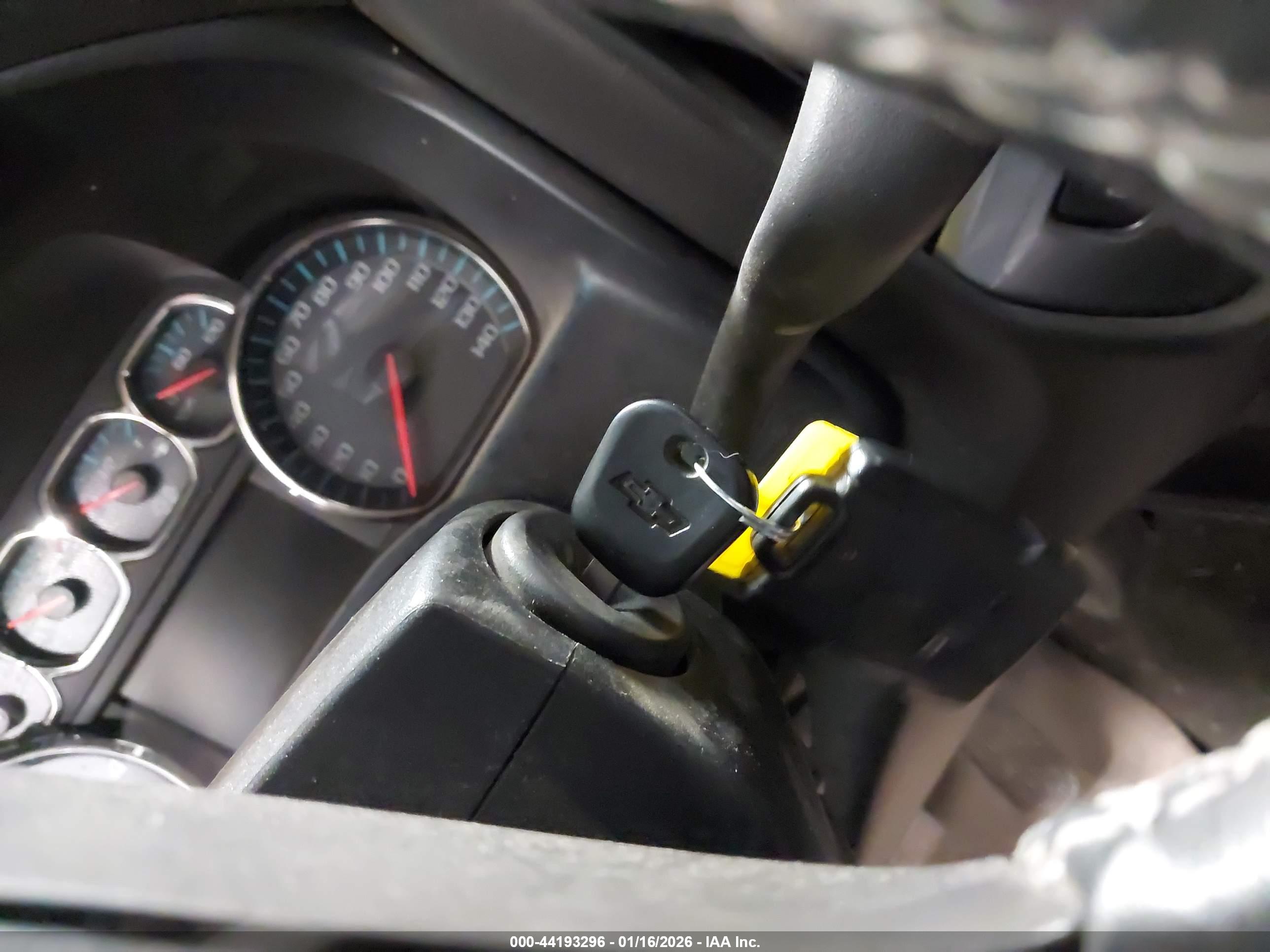 CHEVROLET SILVERADO image 11
