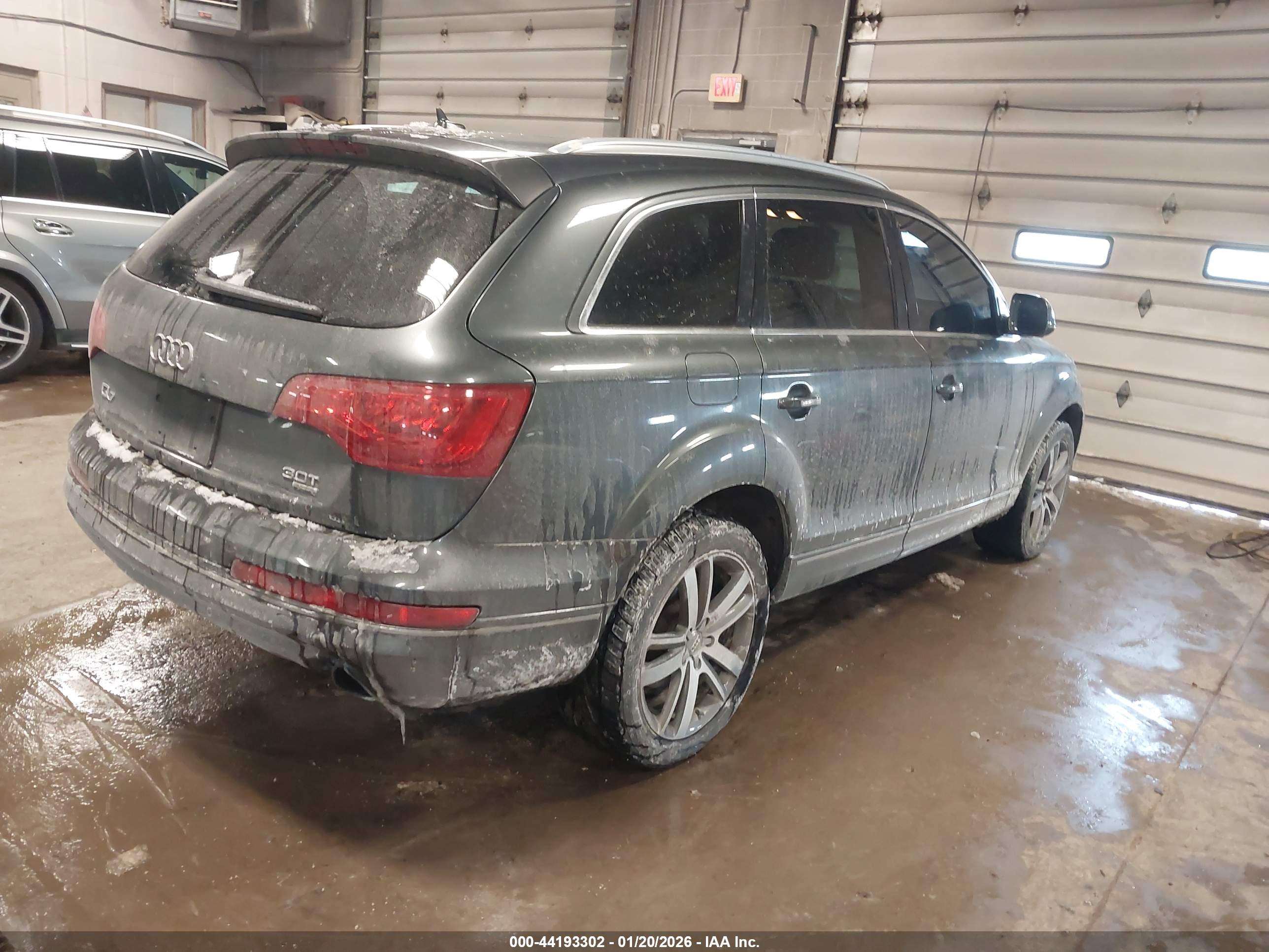 AUDI Q7 image 4