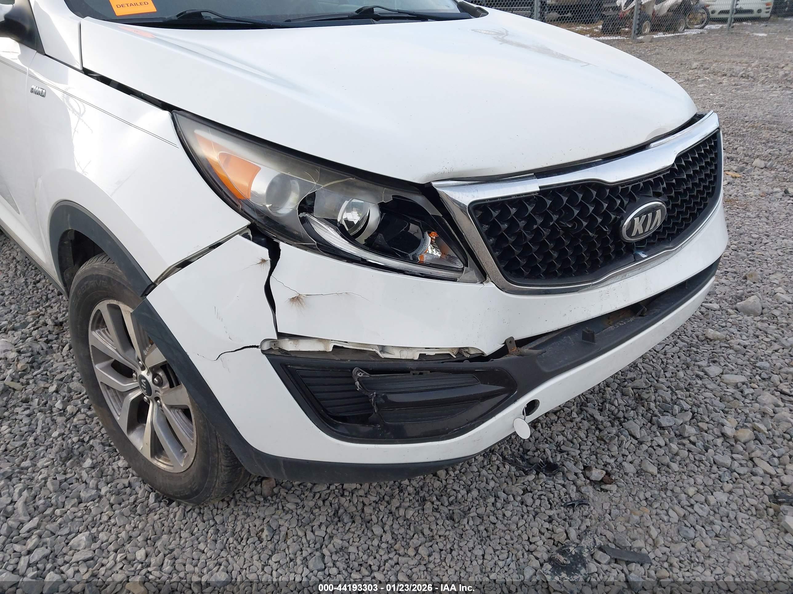 KIA SPORTAGE image 6