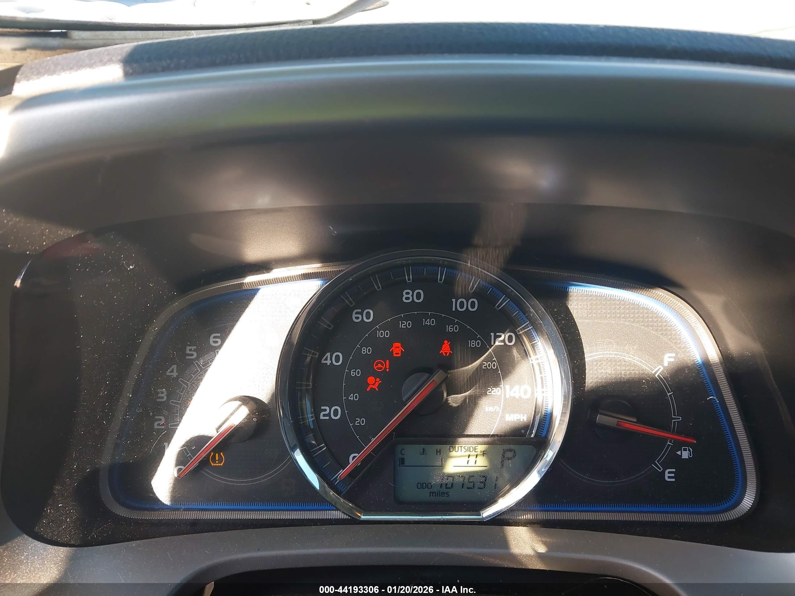 TOYOTA RAV4 image 7