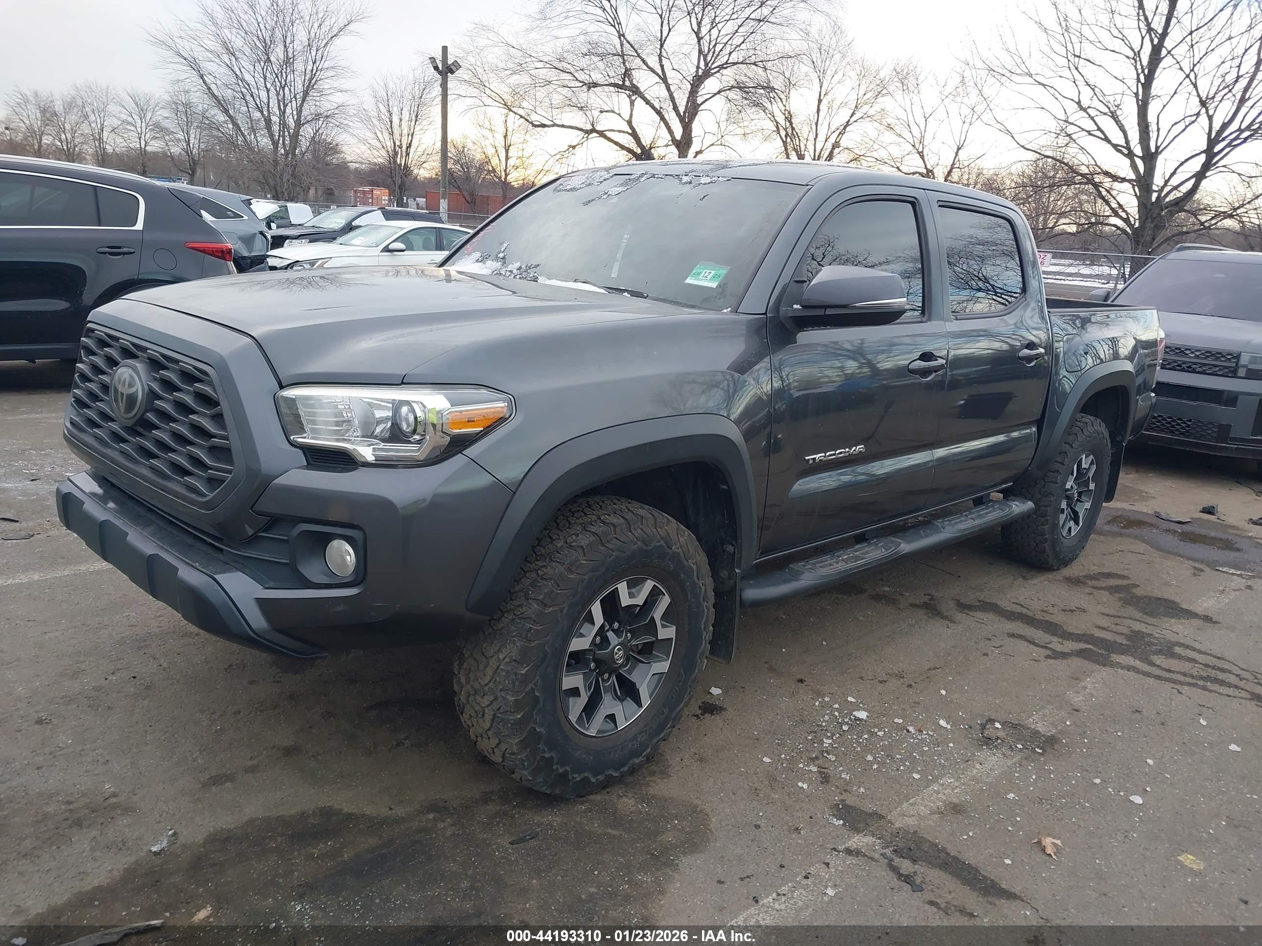 TOYOTA TACOMA image 2