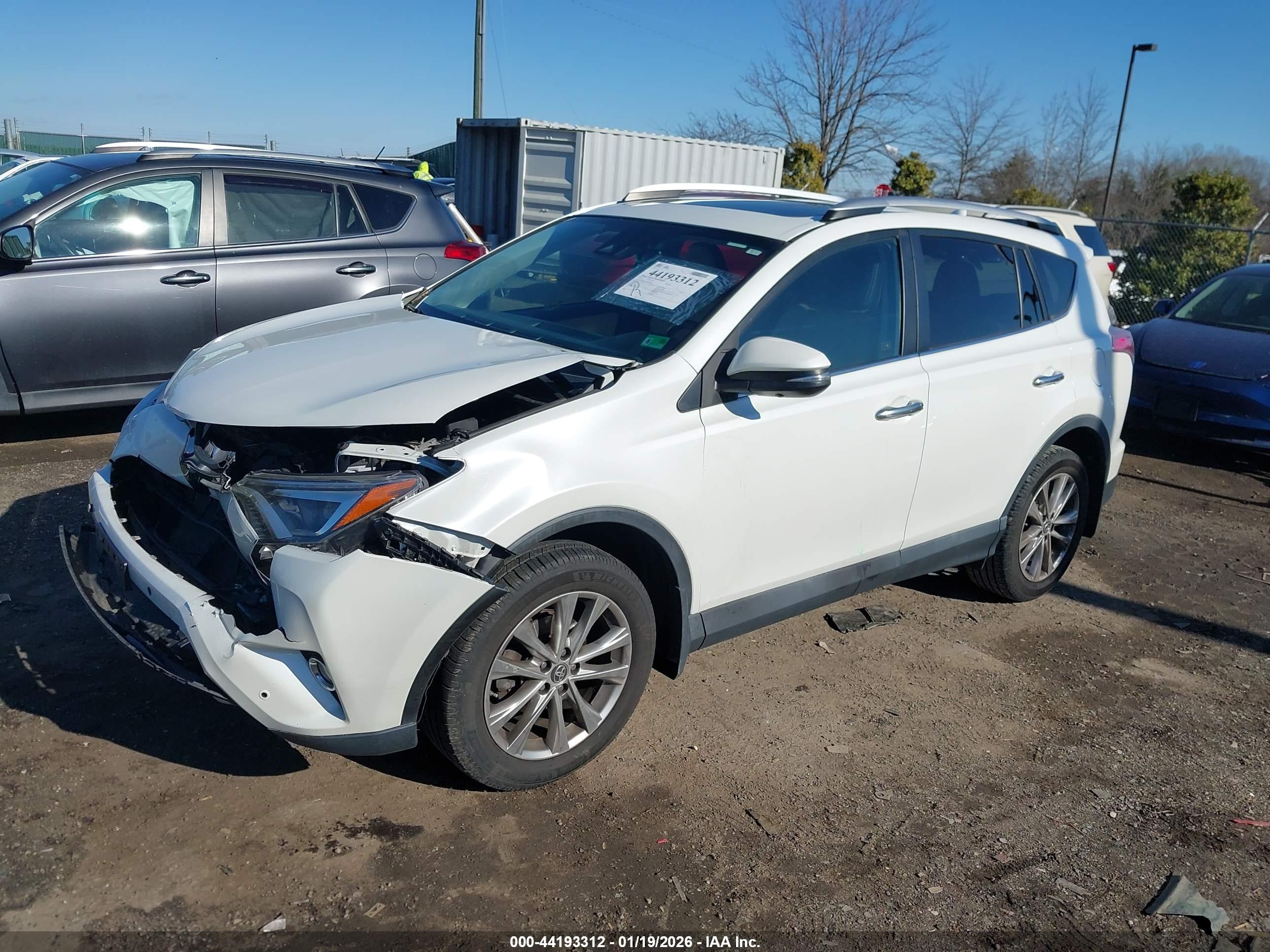 TOYOTA RAV4 image 2