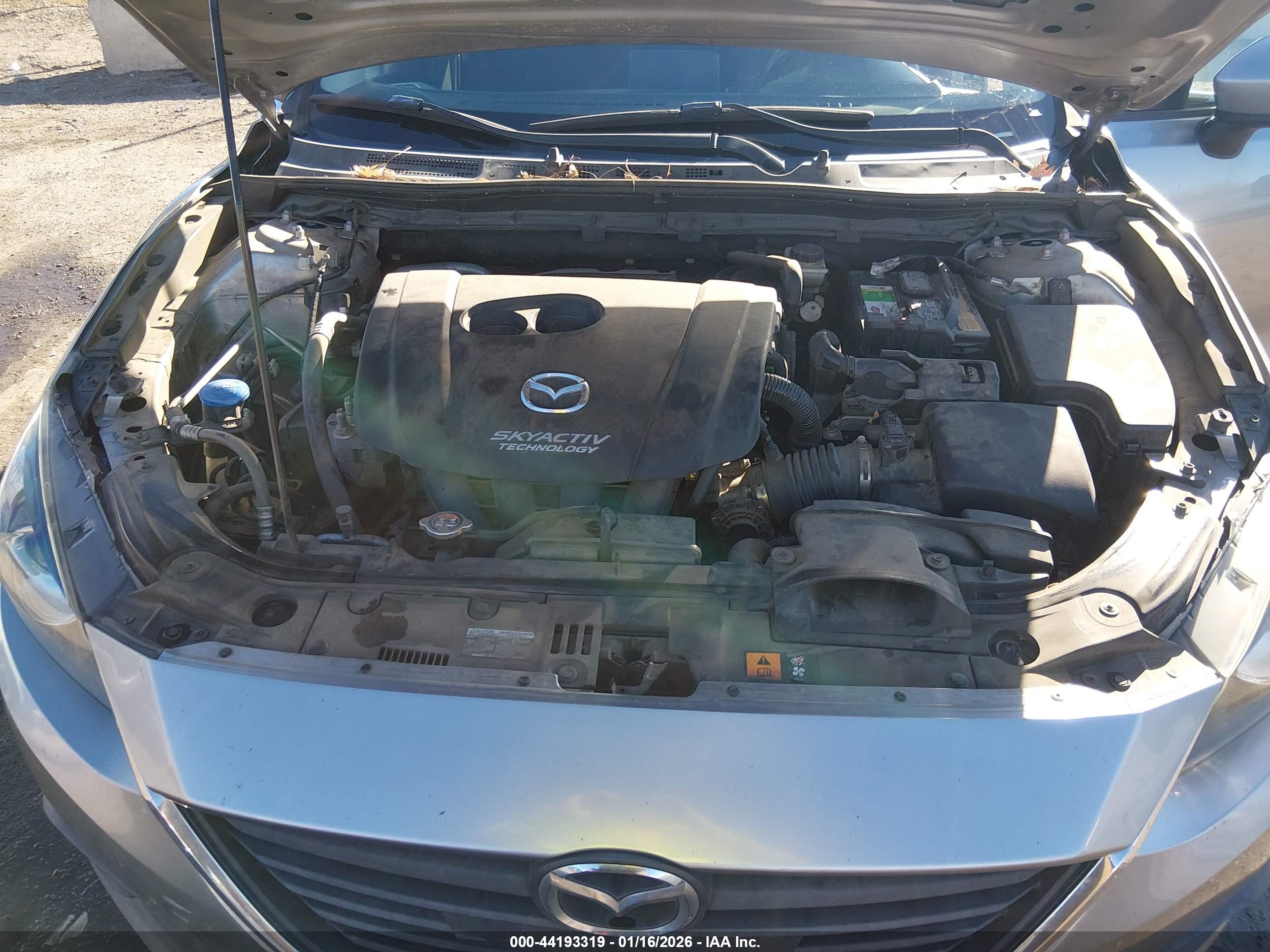 MAZDA MAZDA3 image 10
