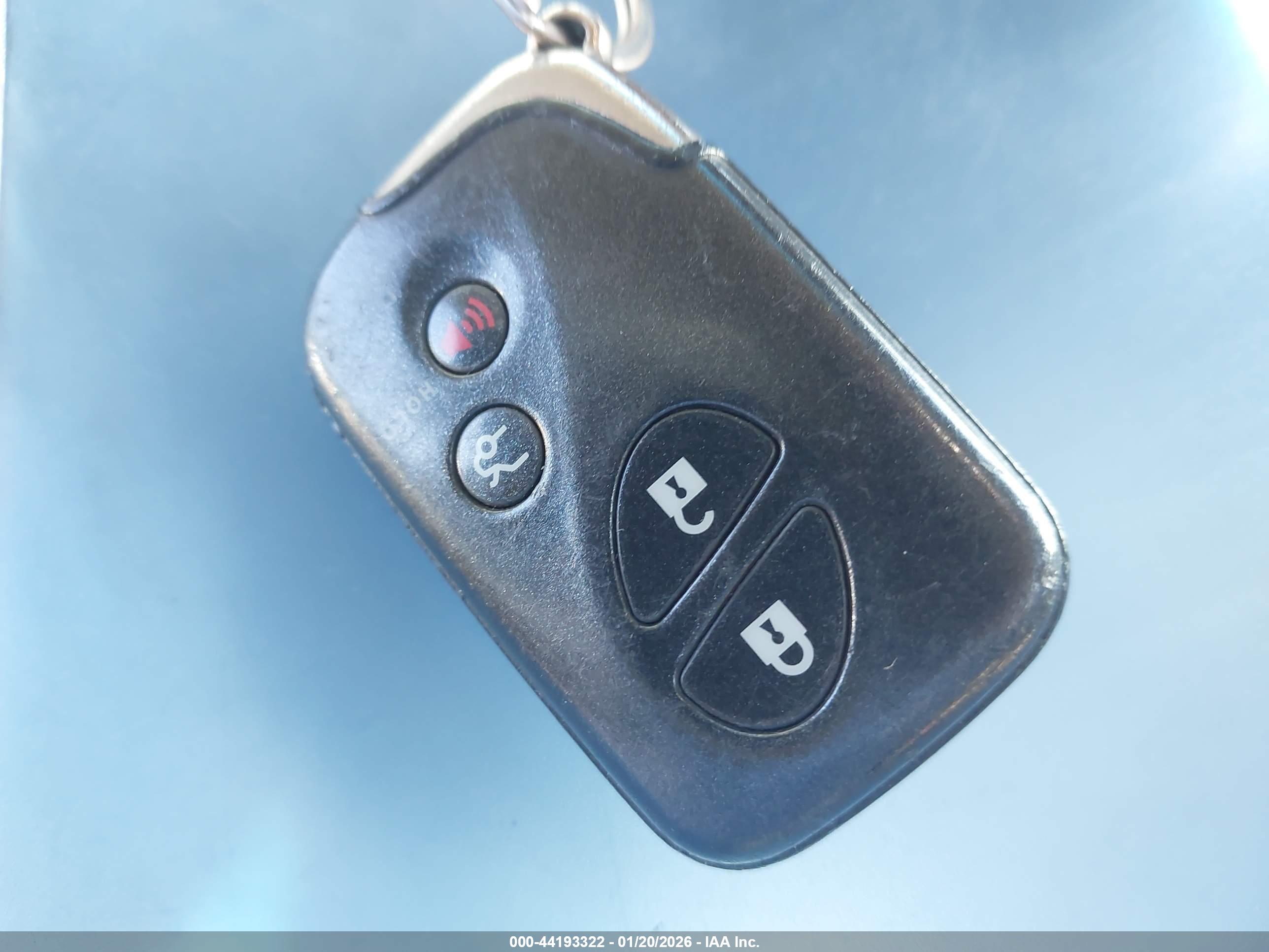 LEXUS ES image 11