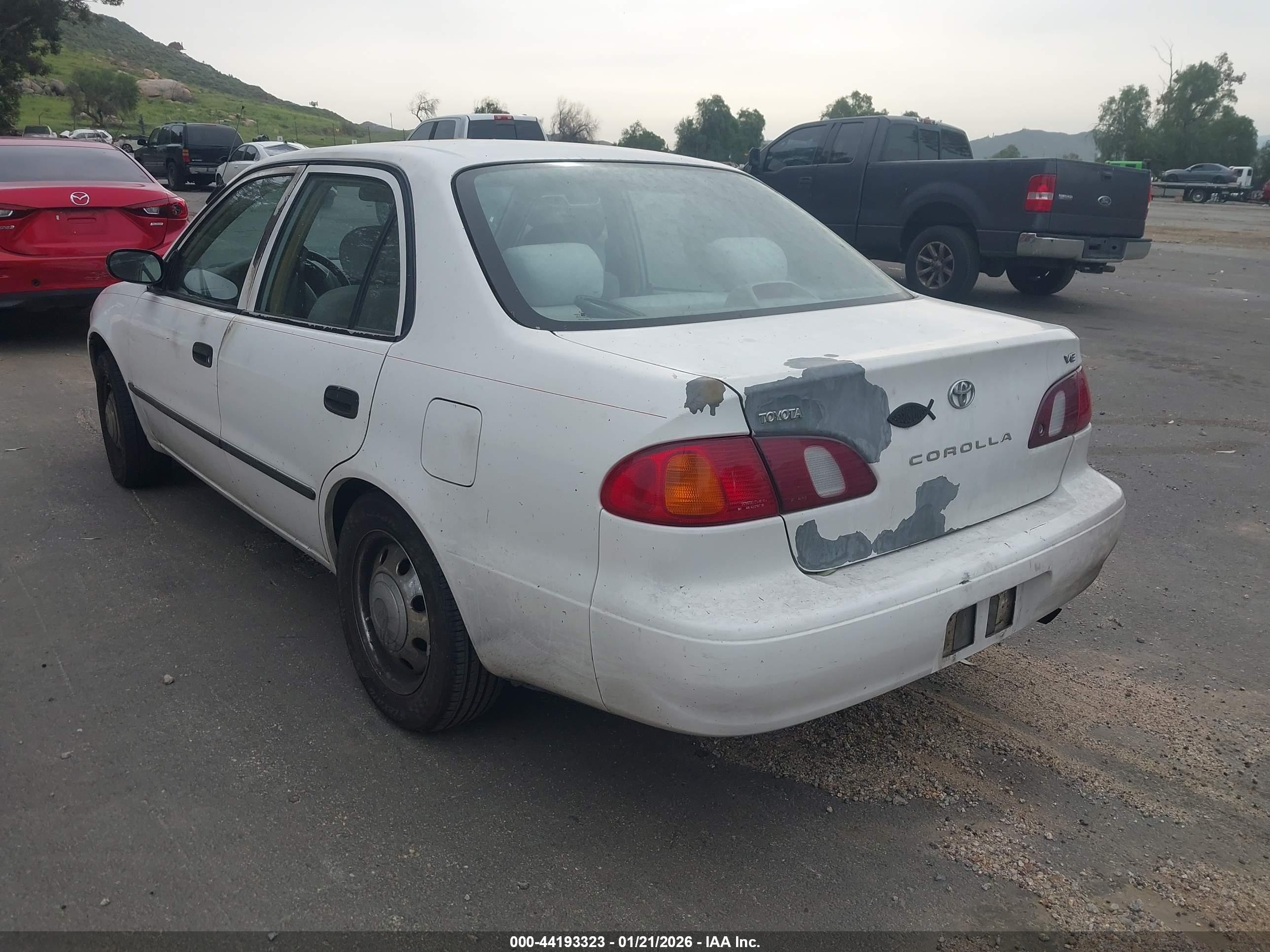 TOYOTA COROLLA image 3