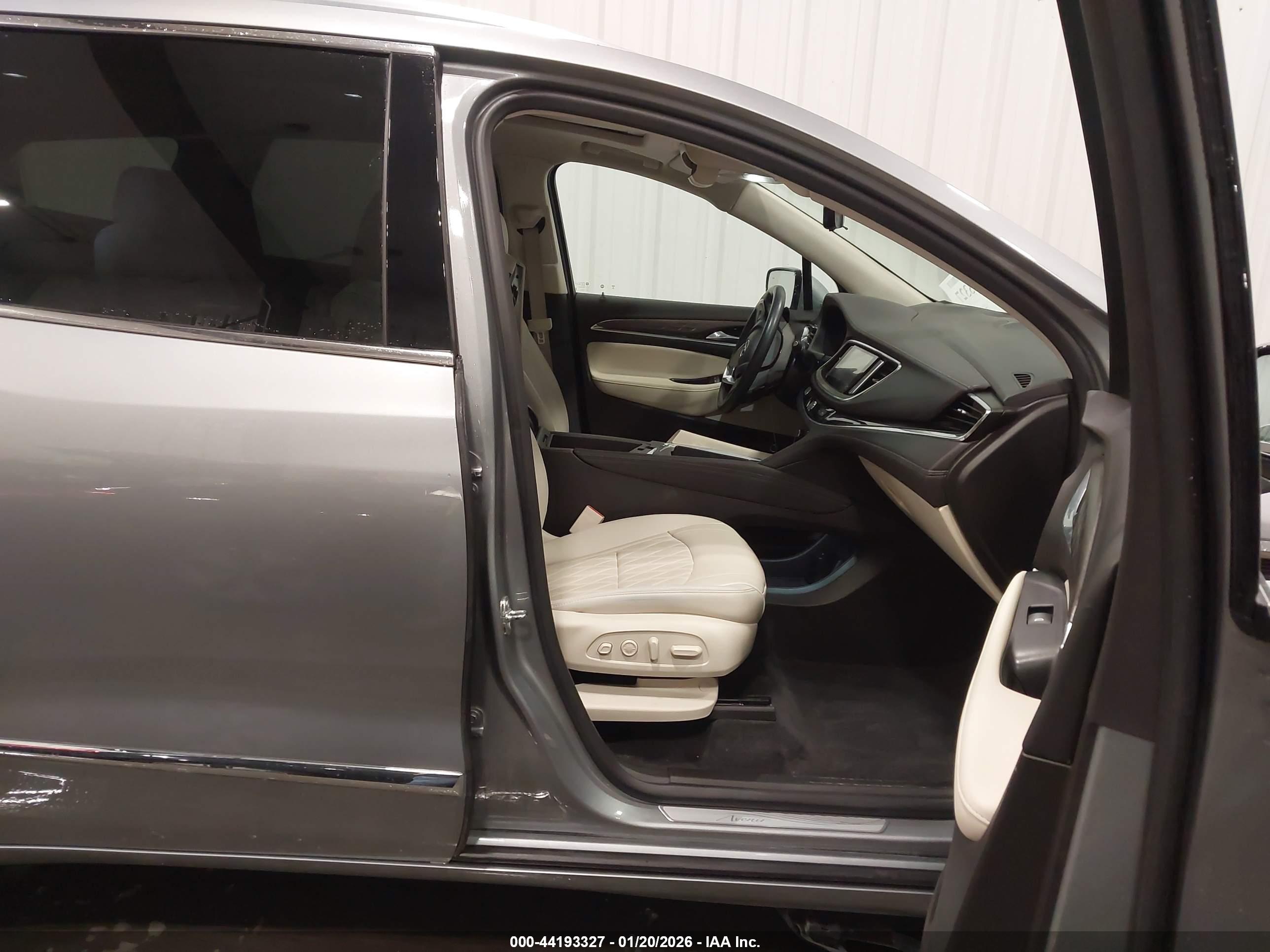 BUICK ENCLAVE image 5
