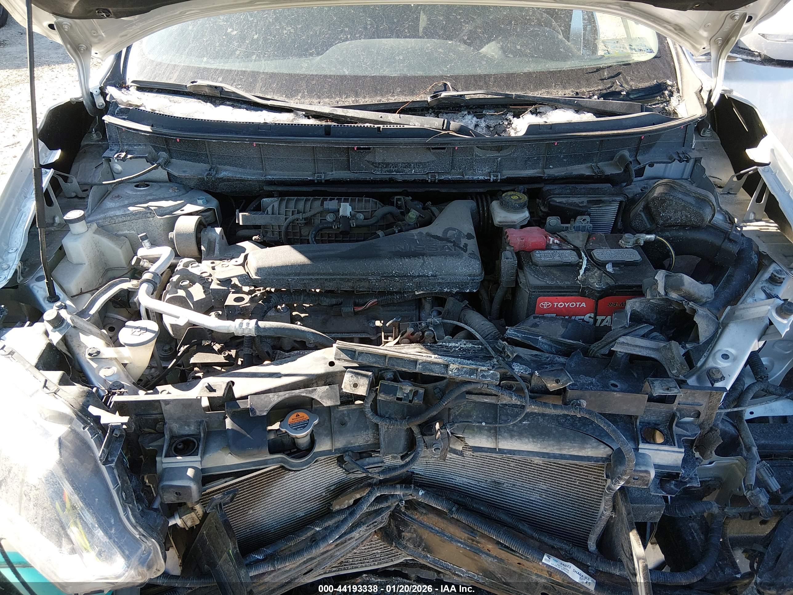 NISSAN ROGUE image 10