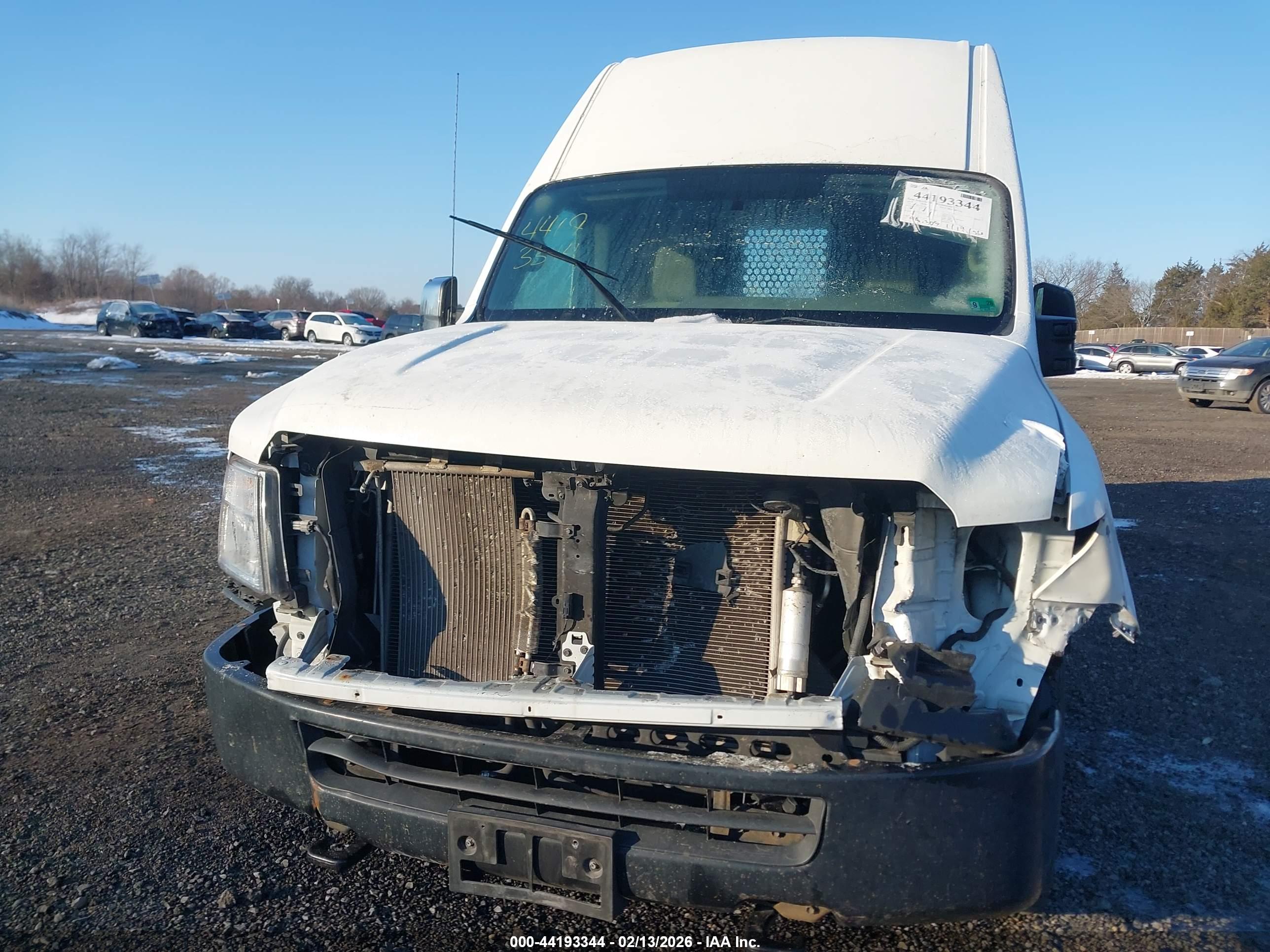 NISSAN NV image 6