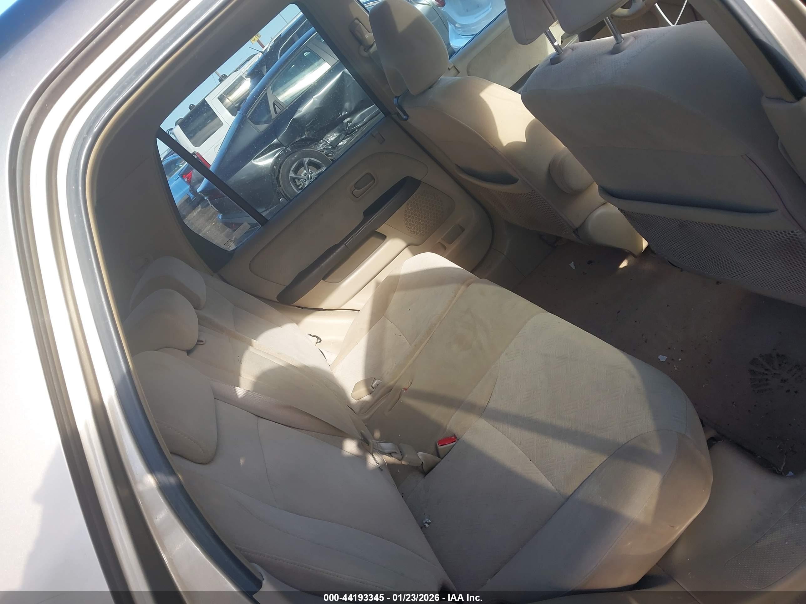 HONDA CR-V image 8