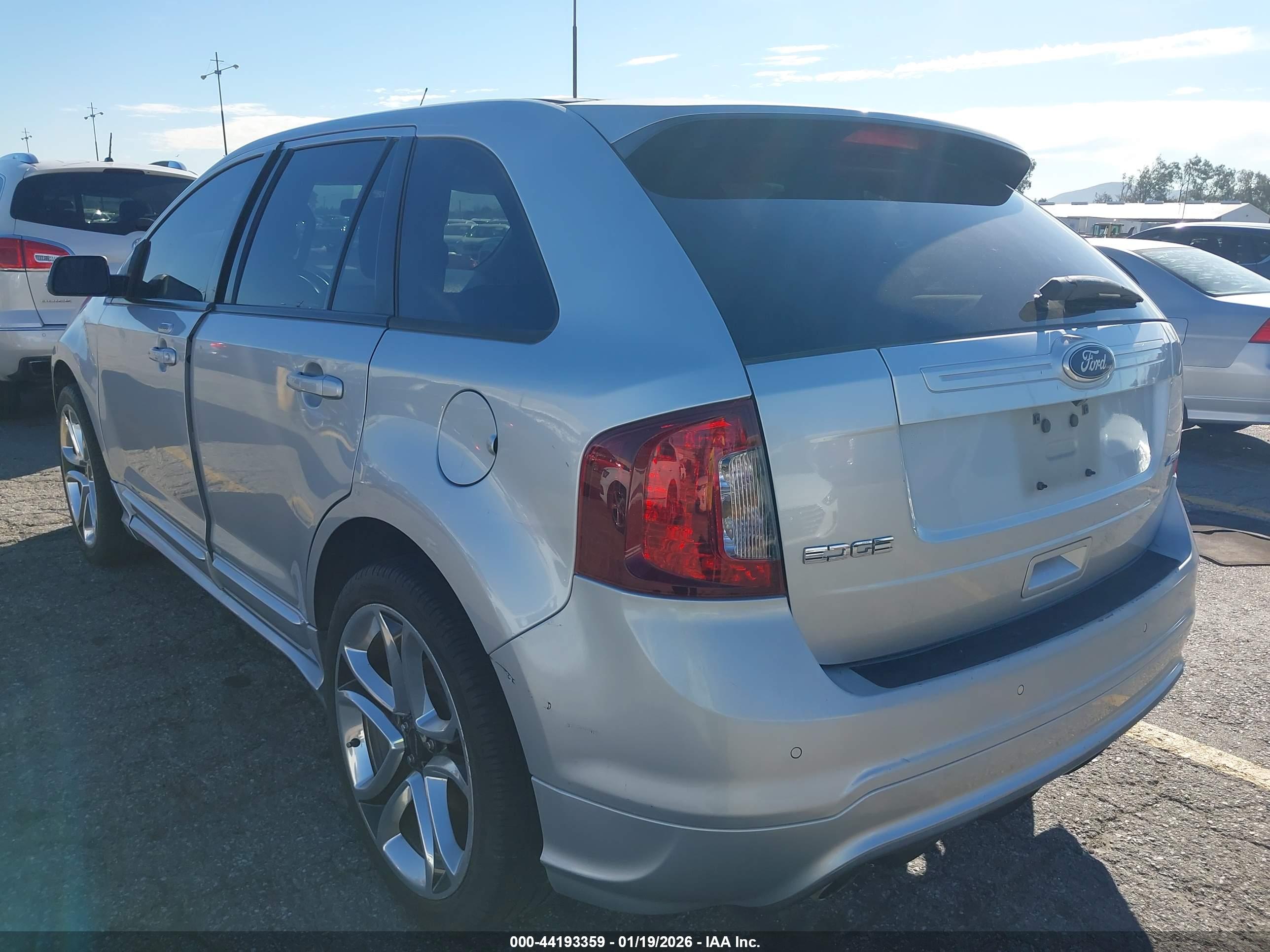 FORD EDGE image 6
