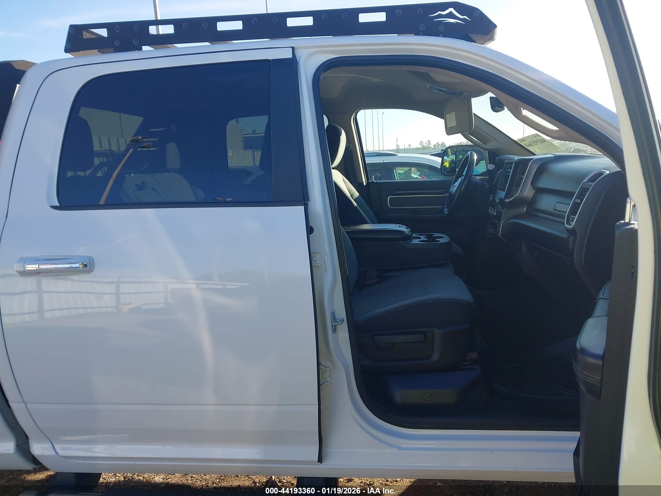 RAM 2500 image 5