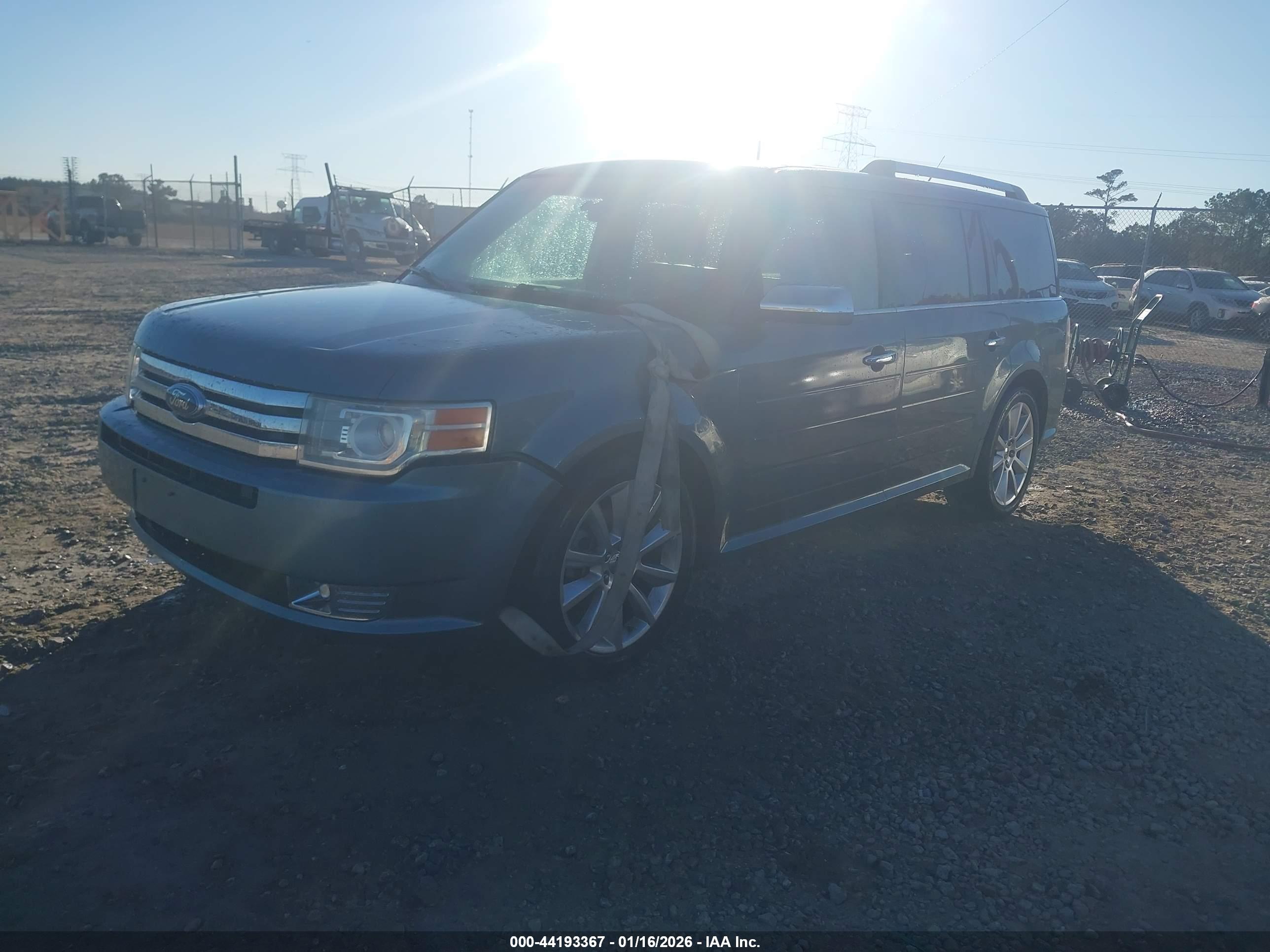 FORD FLEX image 2