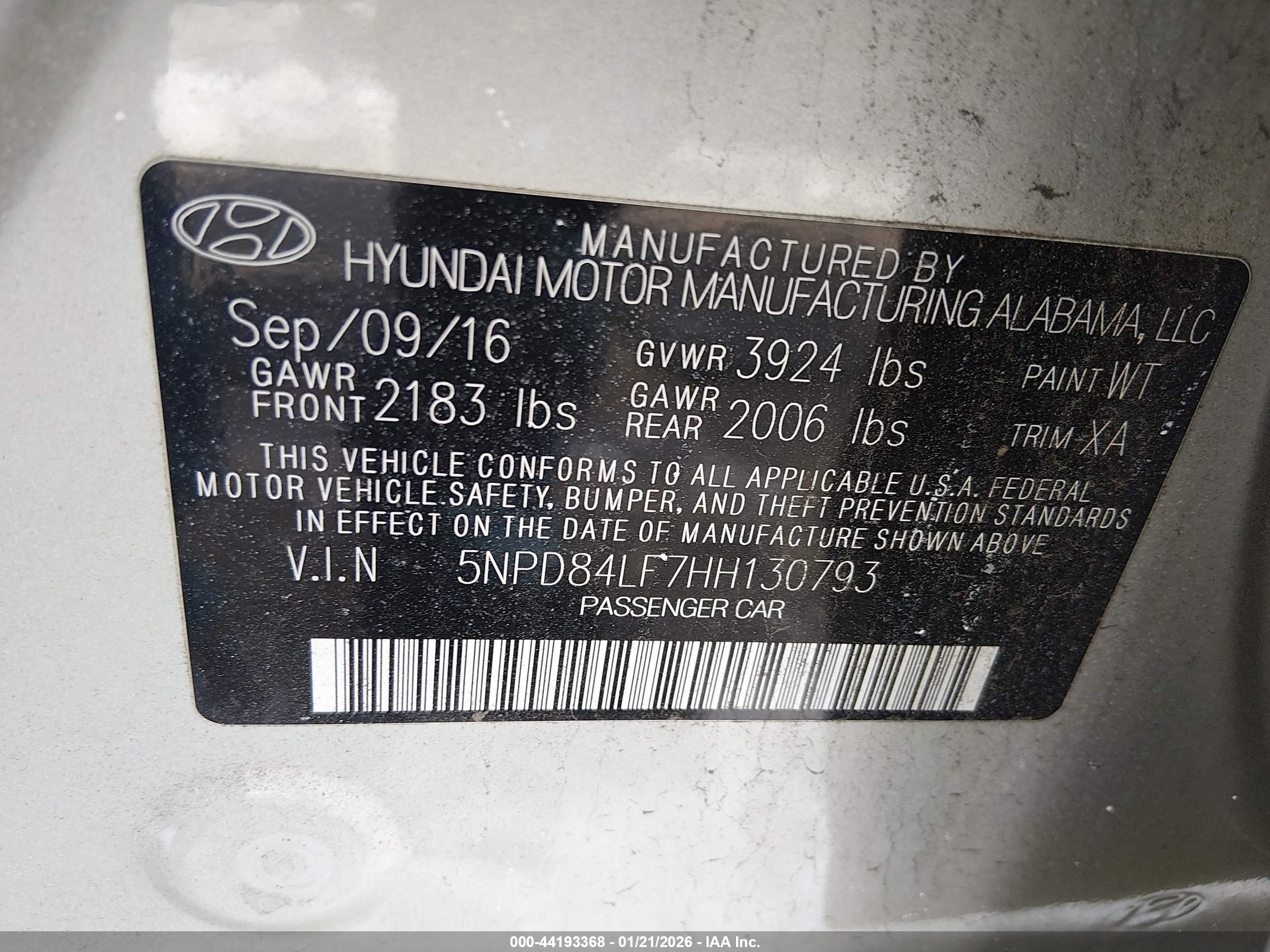 HYUNDAI ELANTRA image 9