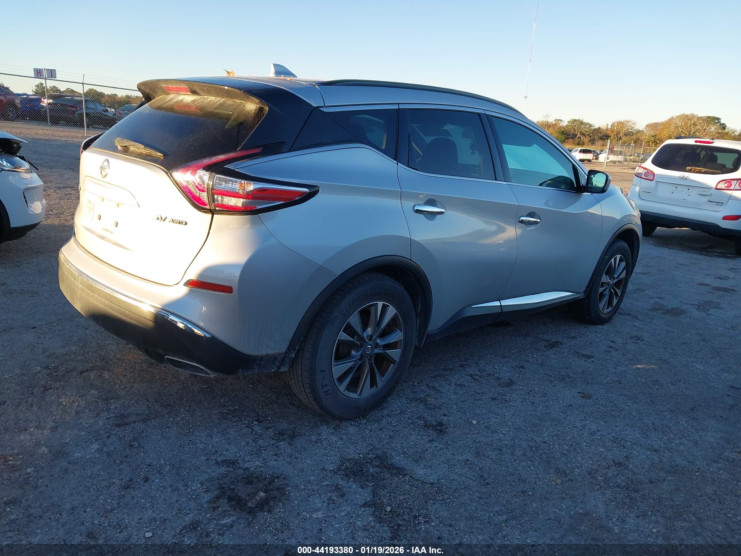 NISSAN MURANO image 4