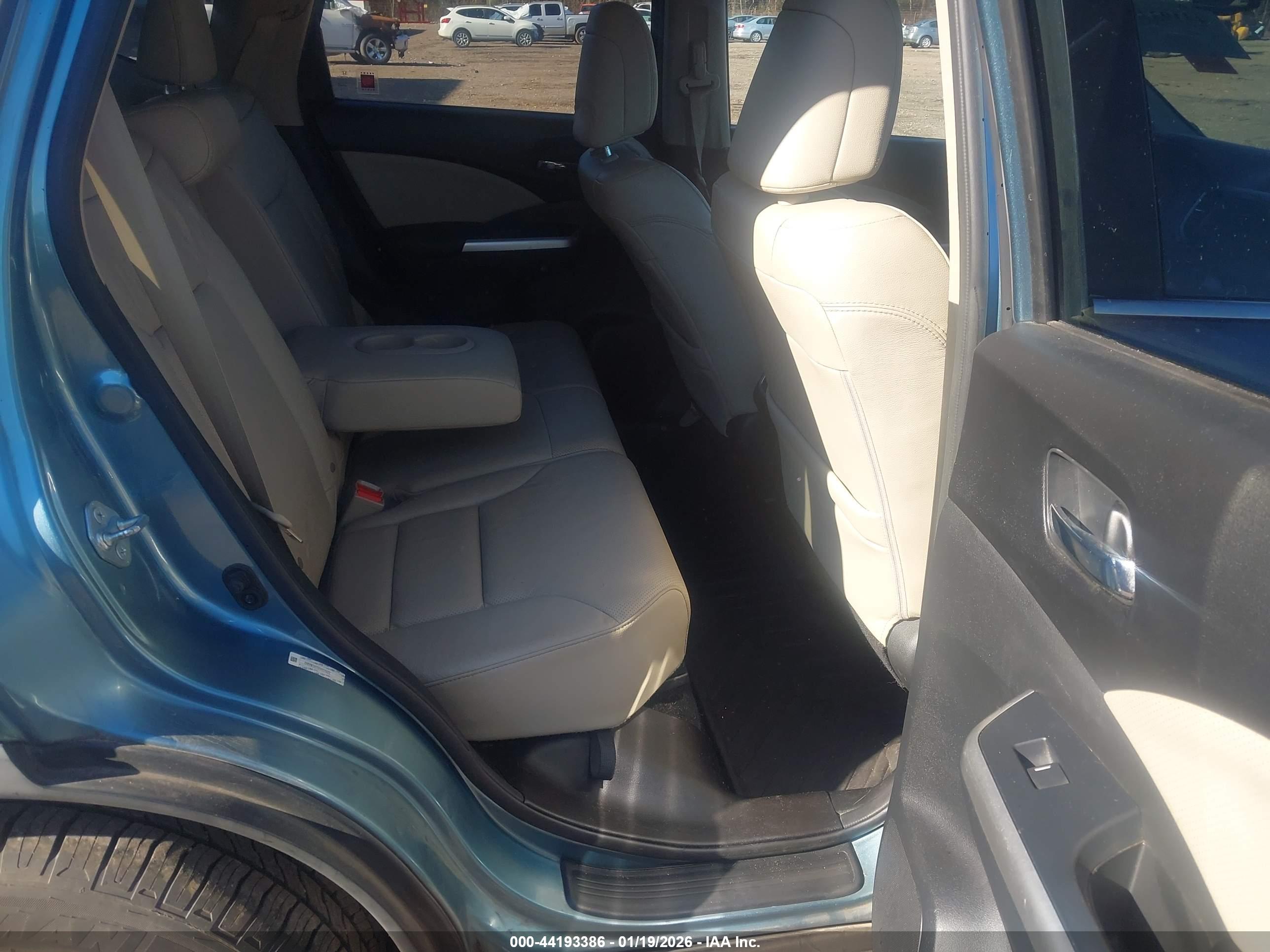 HONDA CR-V image 8