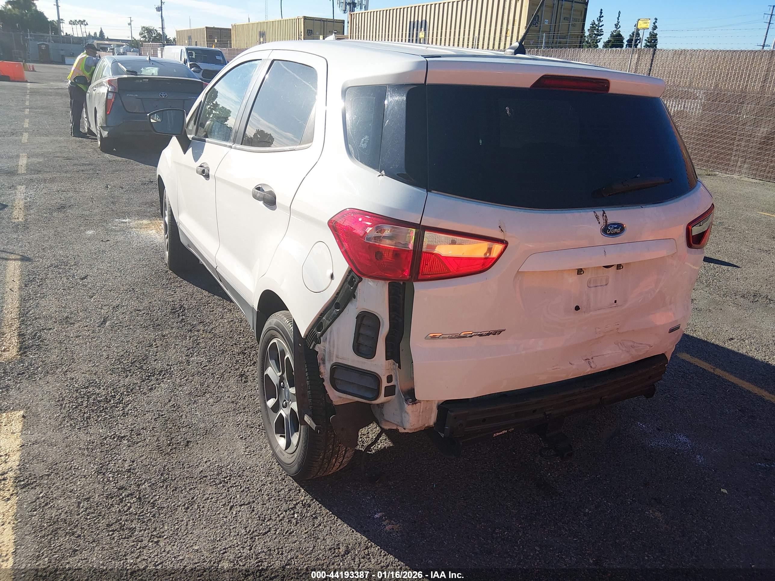 FORD ECOSPORT image 3