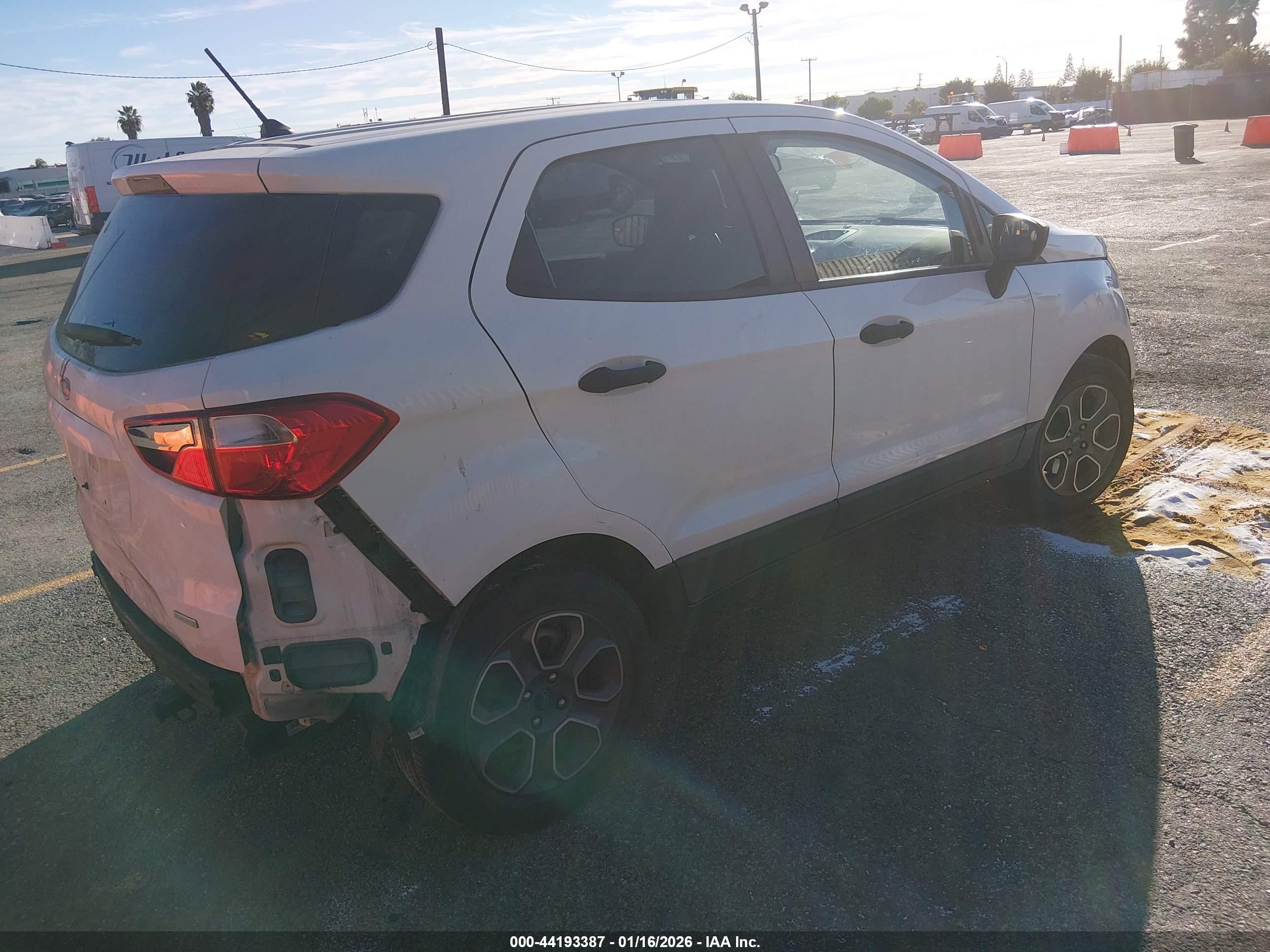 FORD ECOSPORT image 4