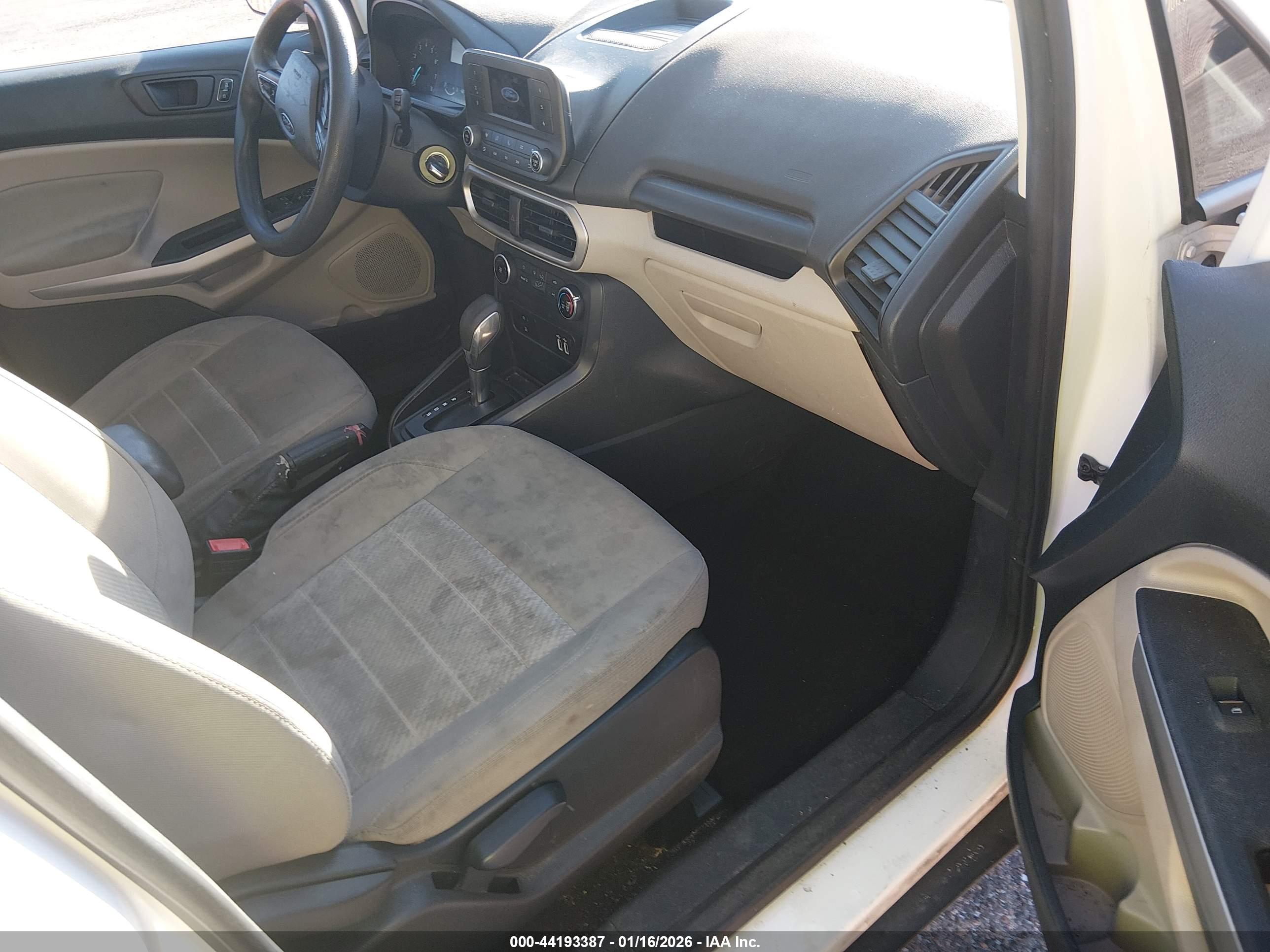 FORD ECOSPORT image 5
