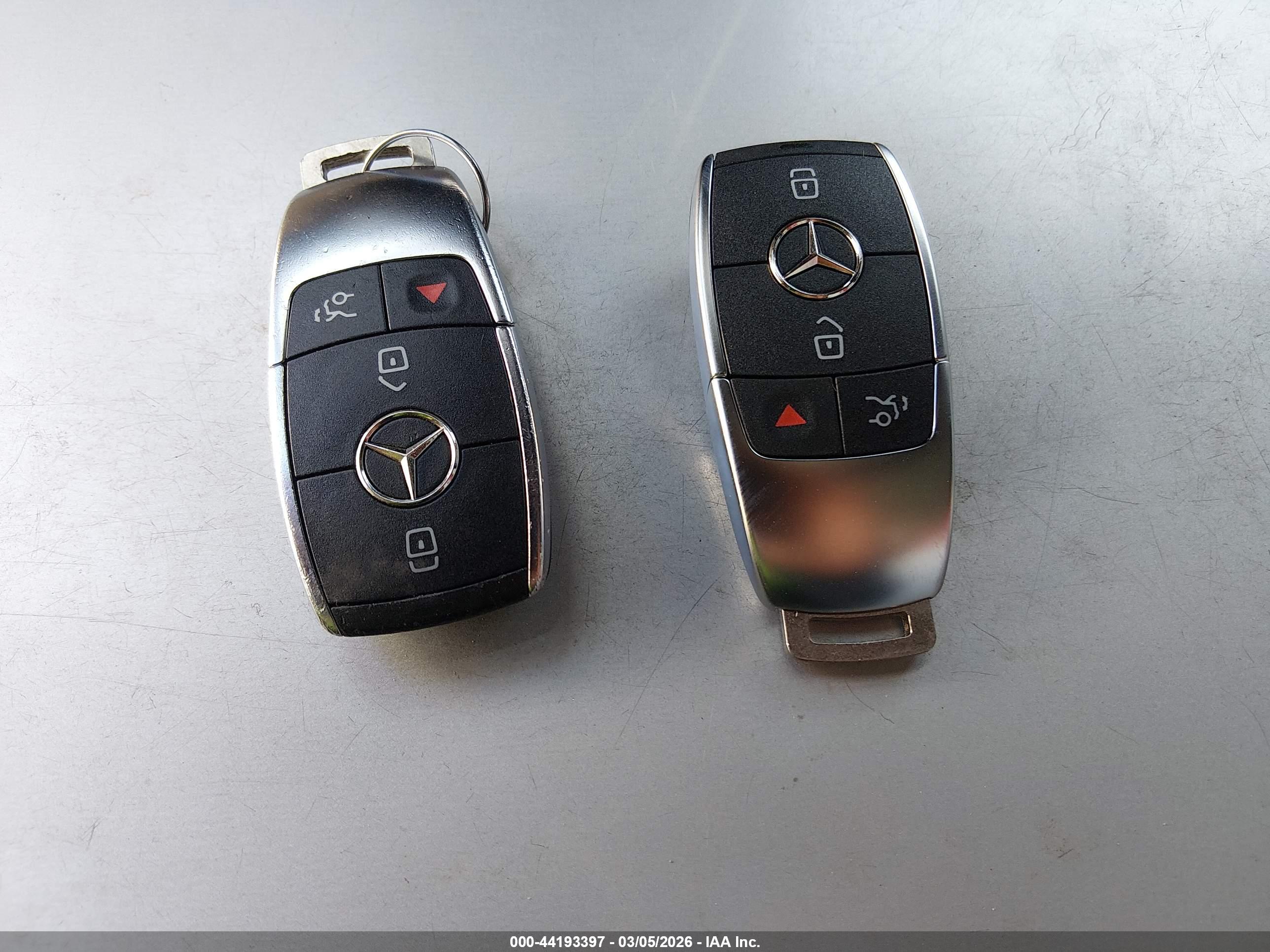 MERCEDES-BENZ CLA image 11