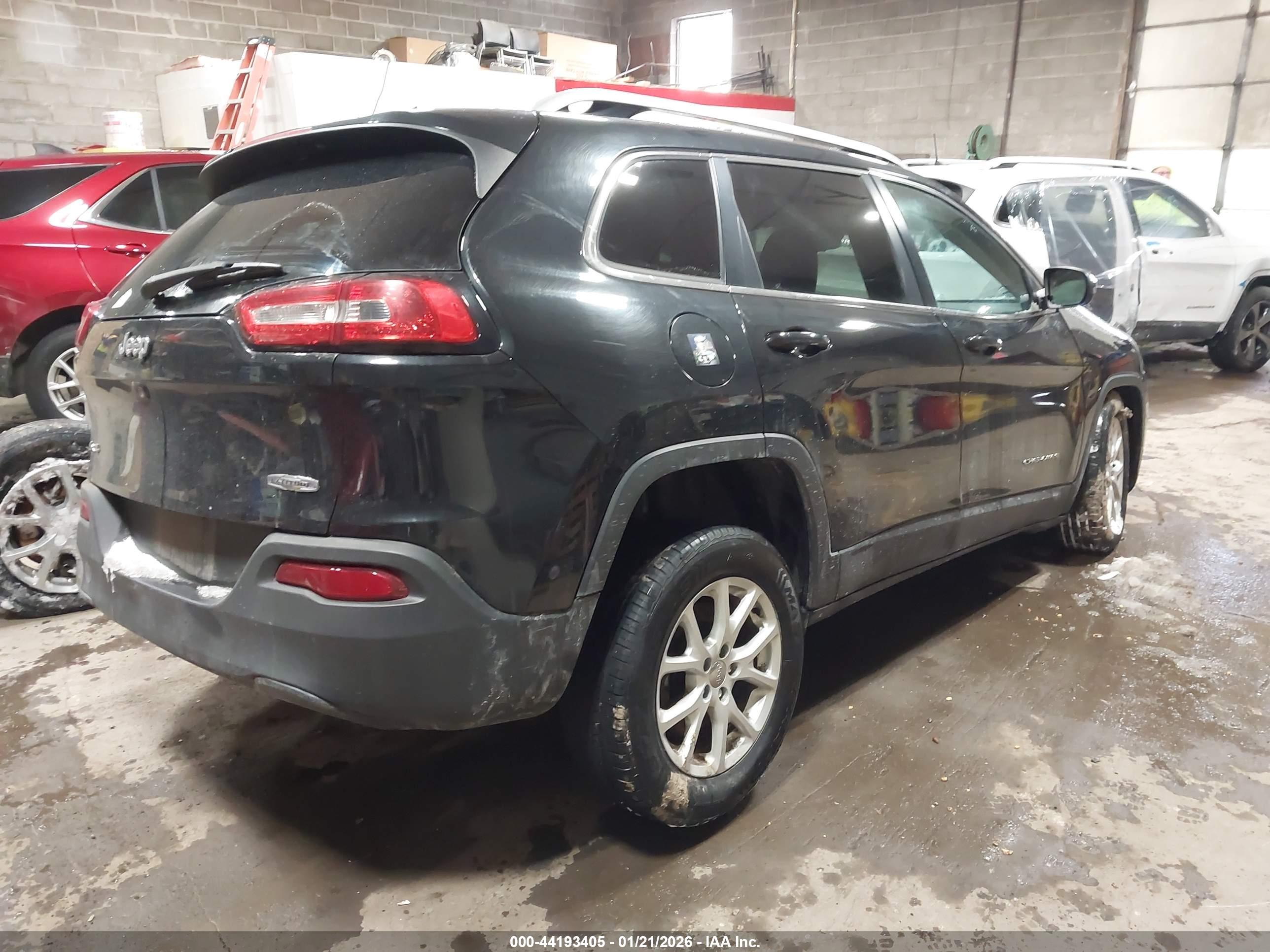 JEEP CHEROKEE image 4