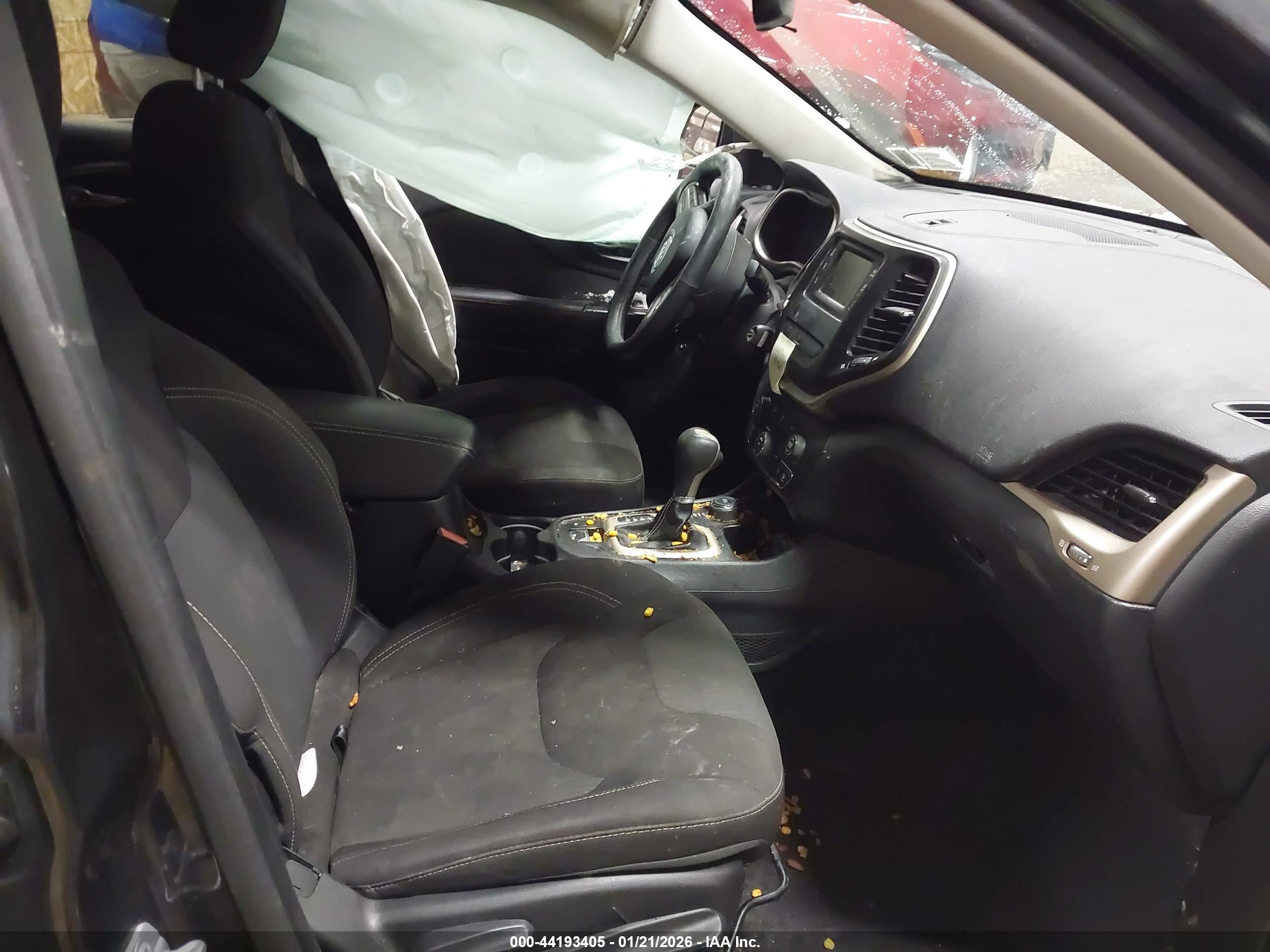 JEEP CHEROKEE image 5