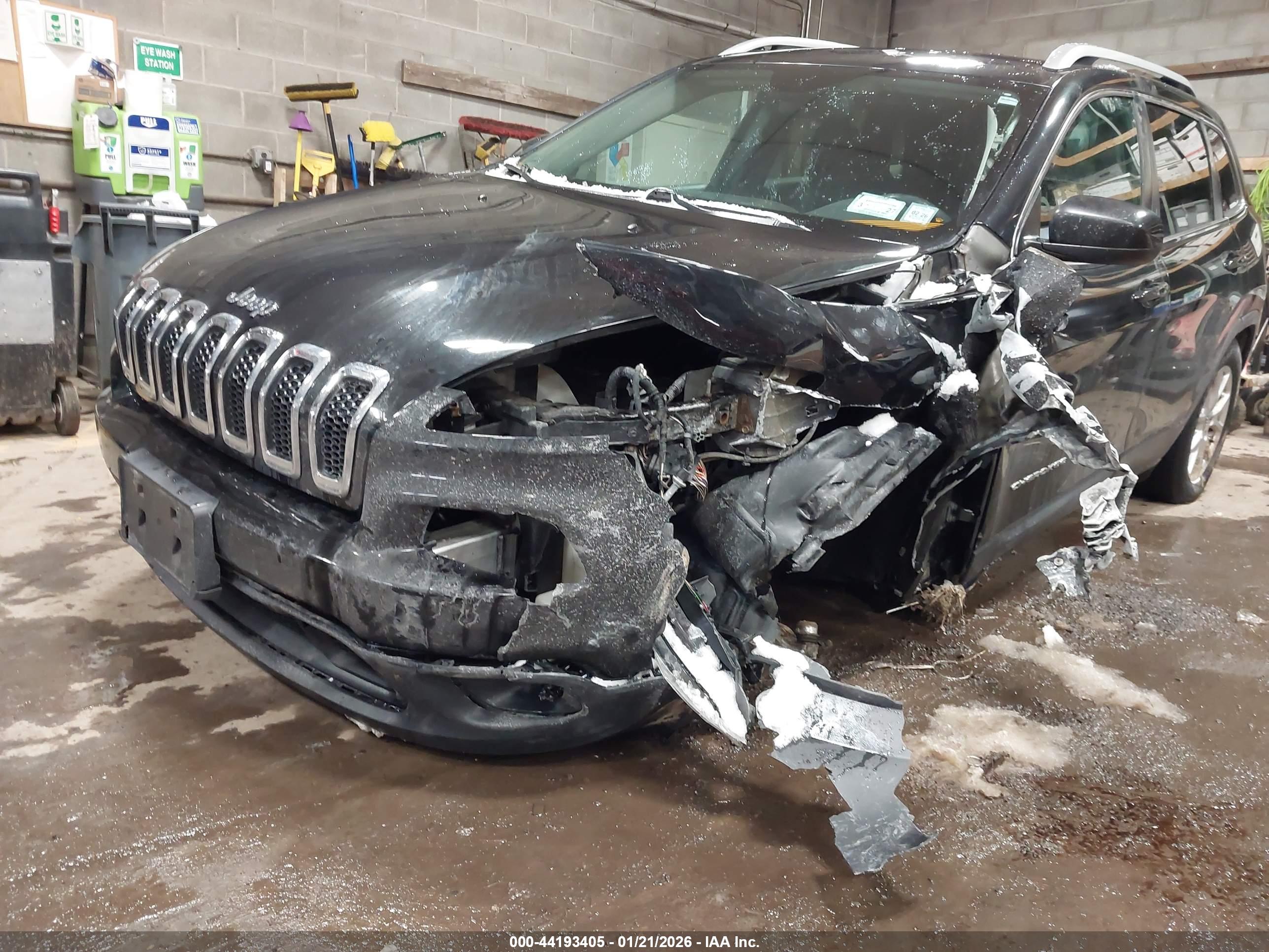 JEEP CHEROKEE image 6