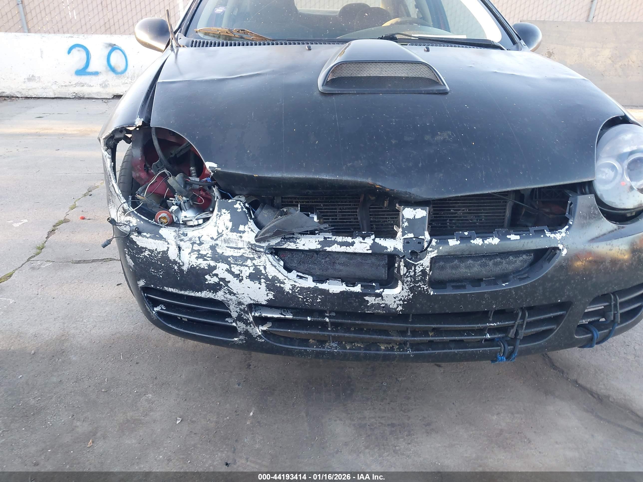 DODGE NEON image 6