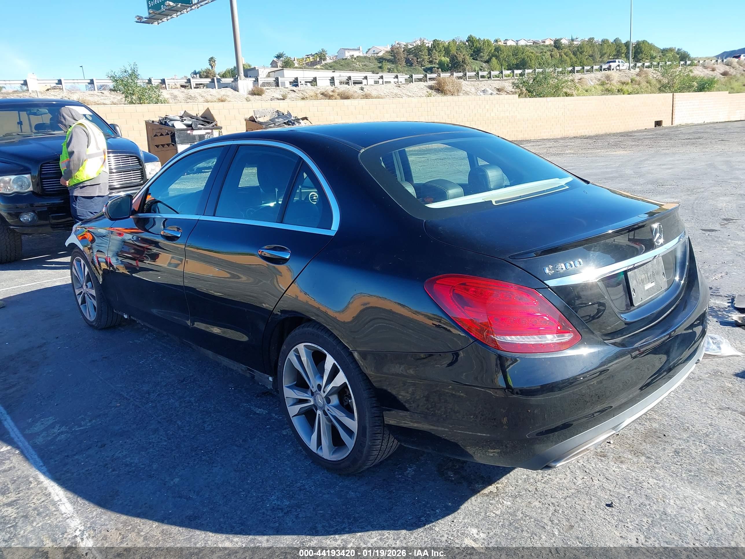 MERCEDES-BENZ C image 3