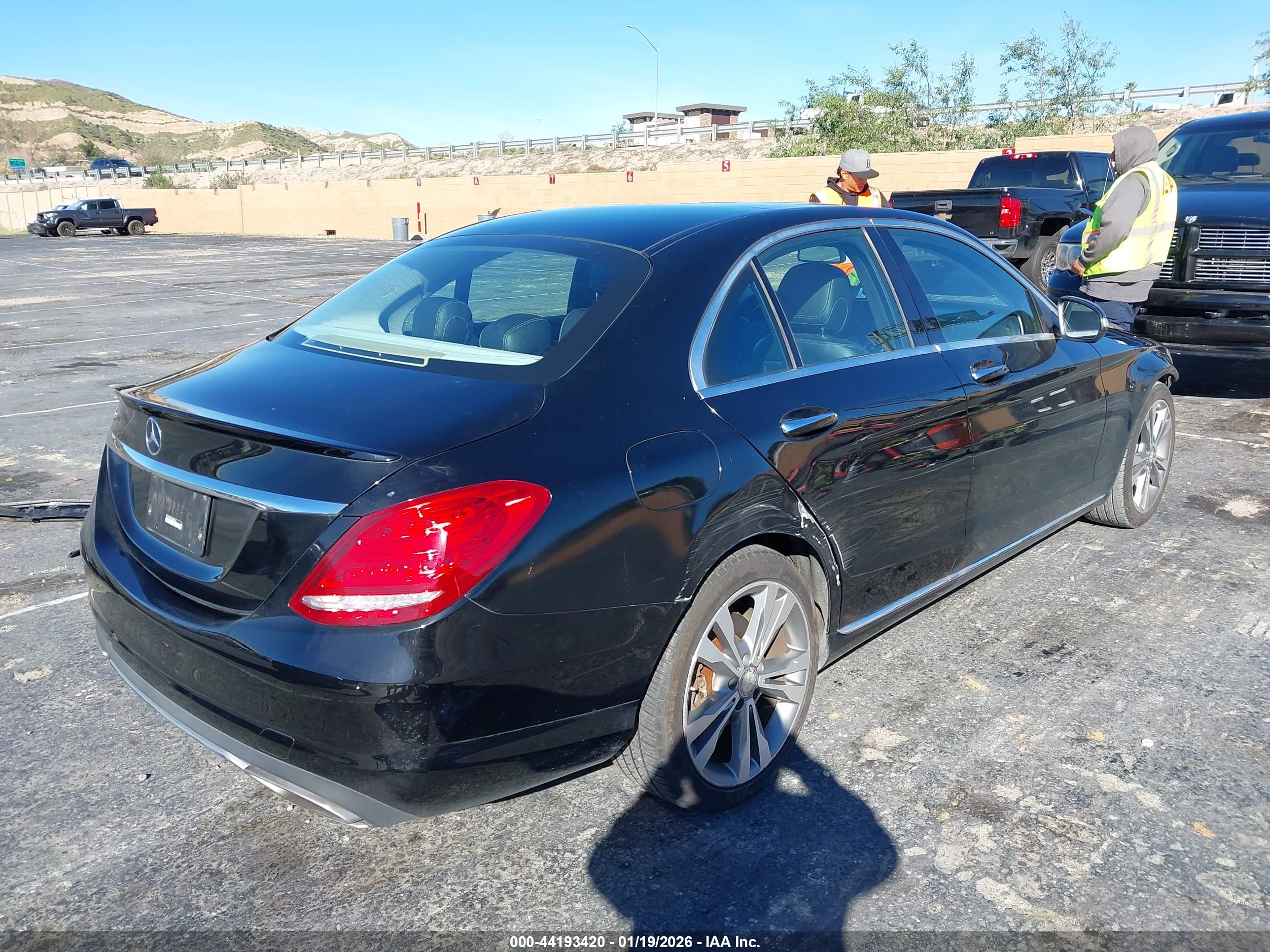 MERCEDES-BENZ C image 4