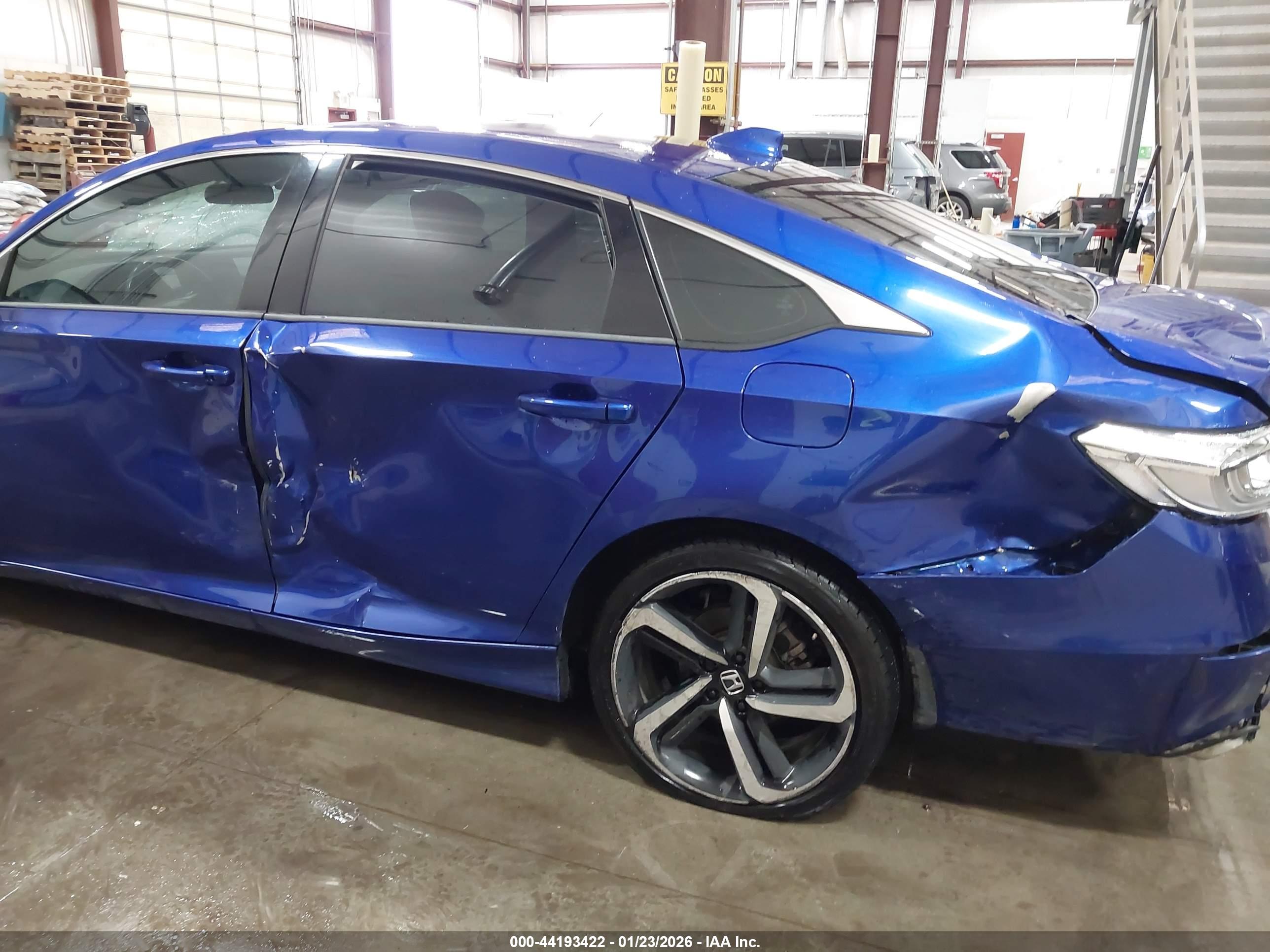HONDA ACCORD image 6