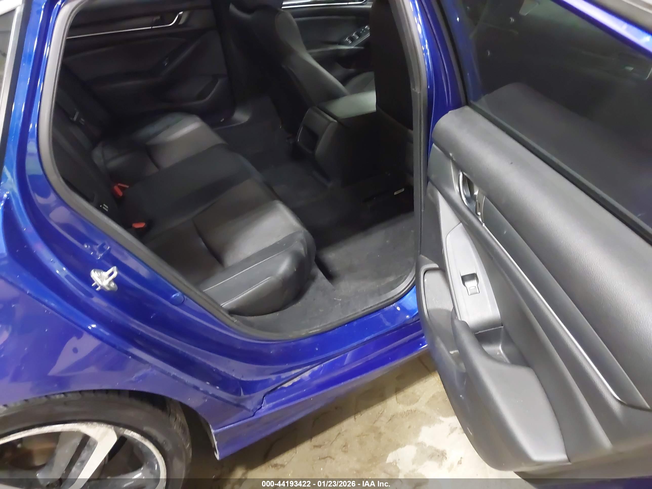 HONDA ACCORD image 8