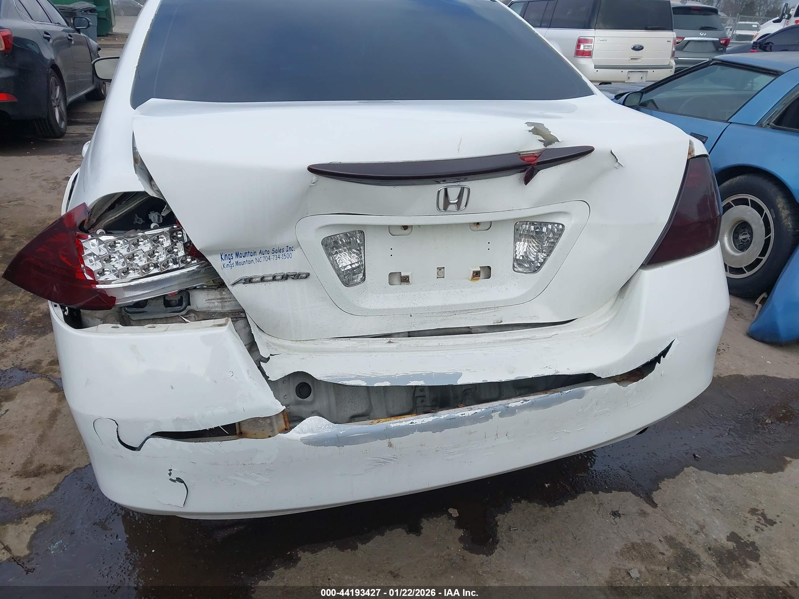 HONDA ACCORD image 6