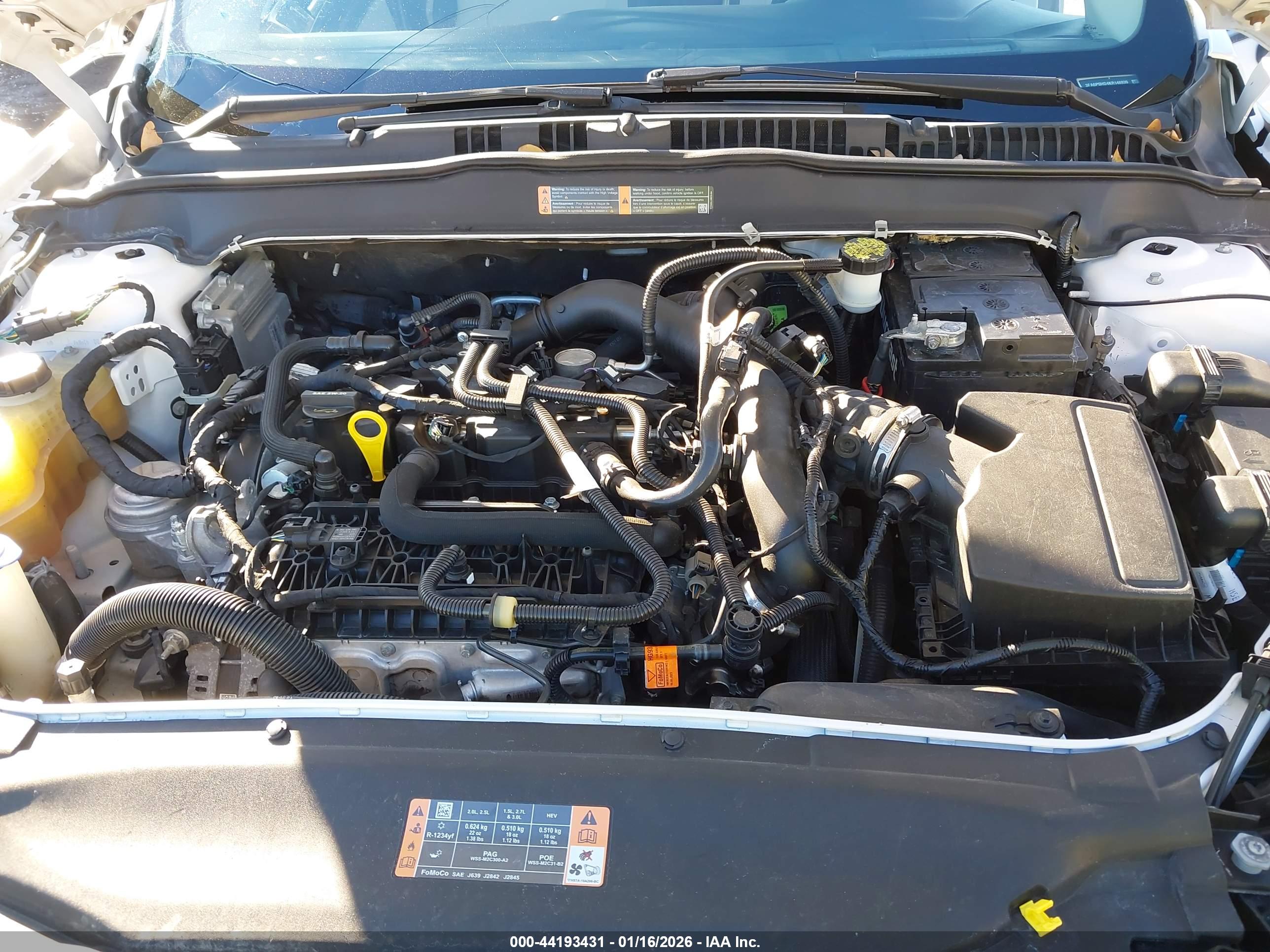 FORD FUSION image 10