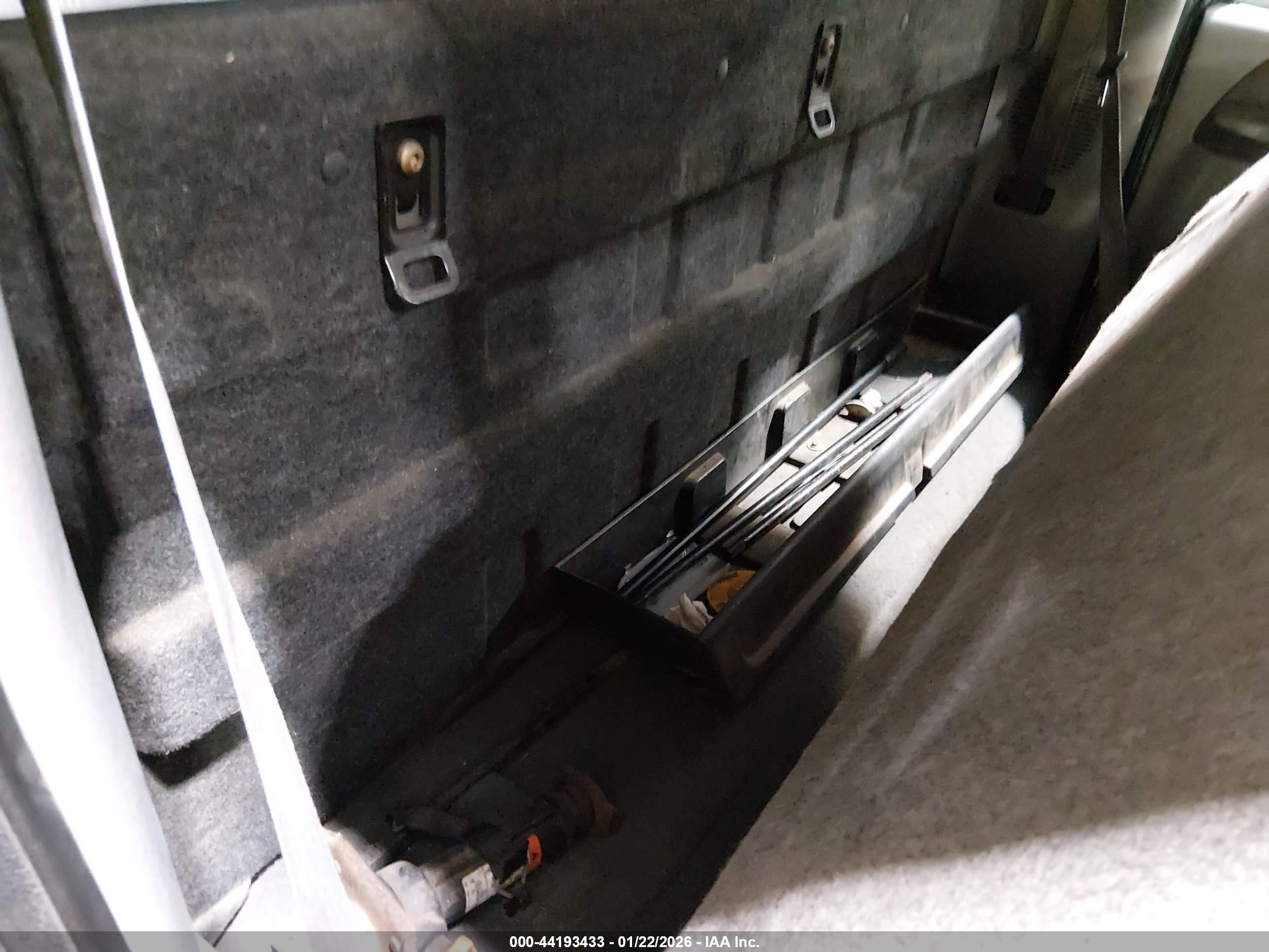 FORD F-250 image 8