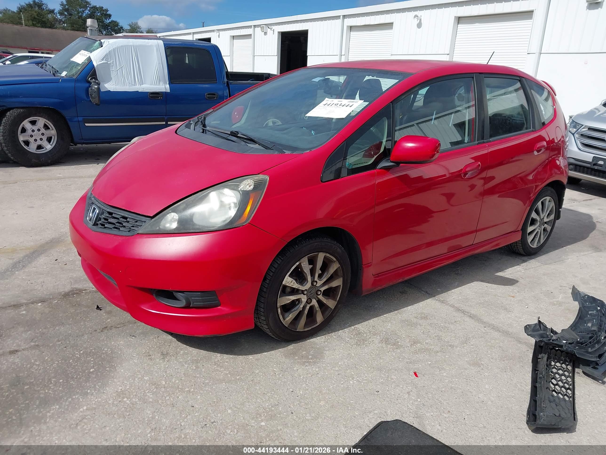 HONDA FIT image 2