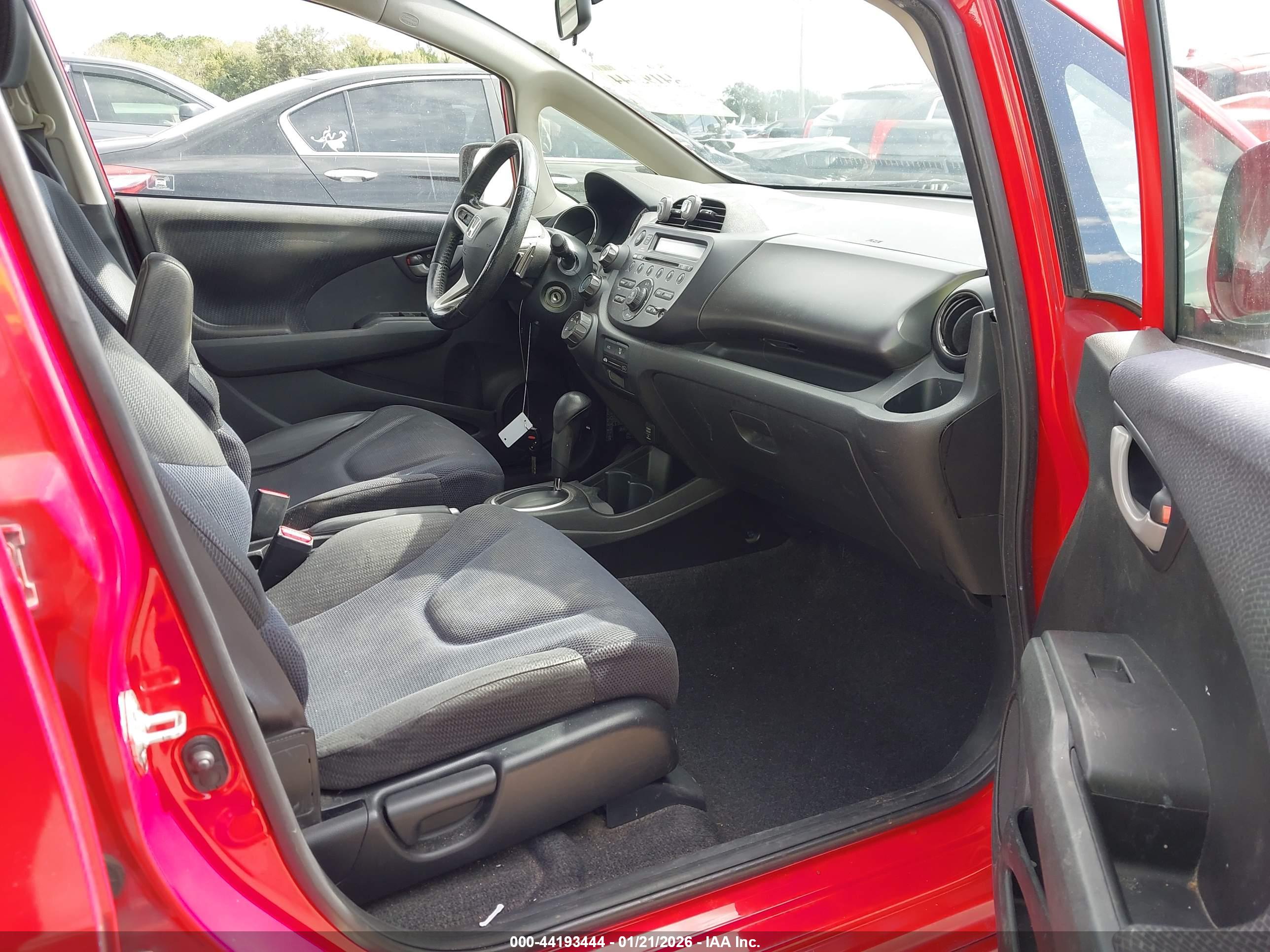 HONDA FIT image 5