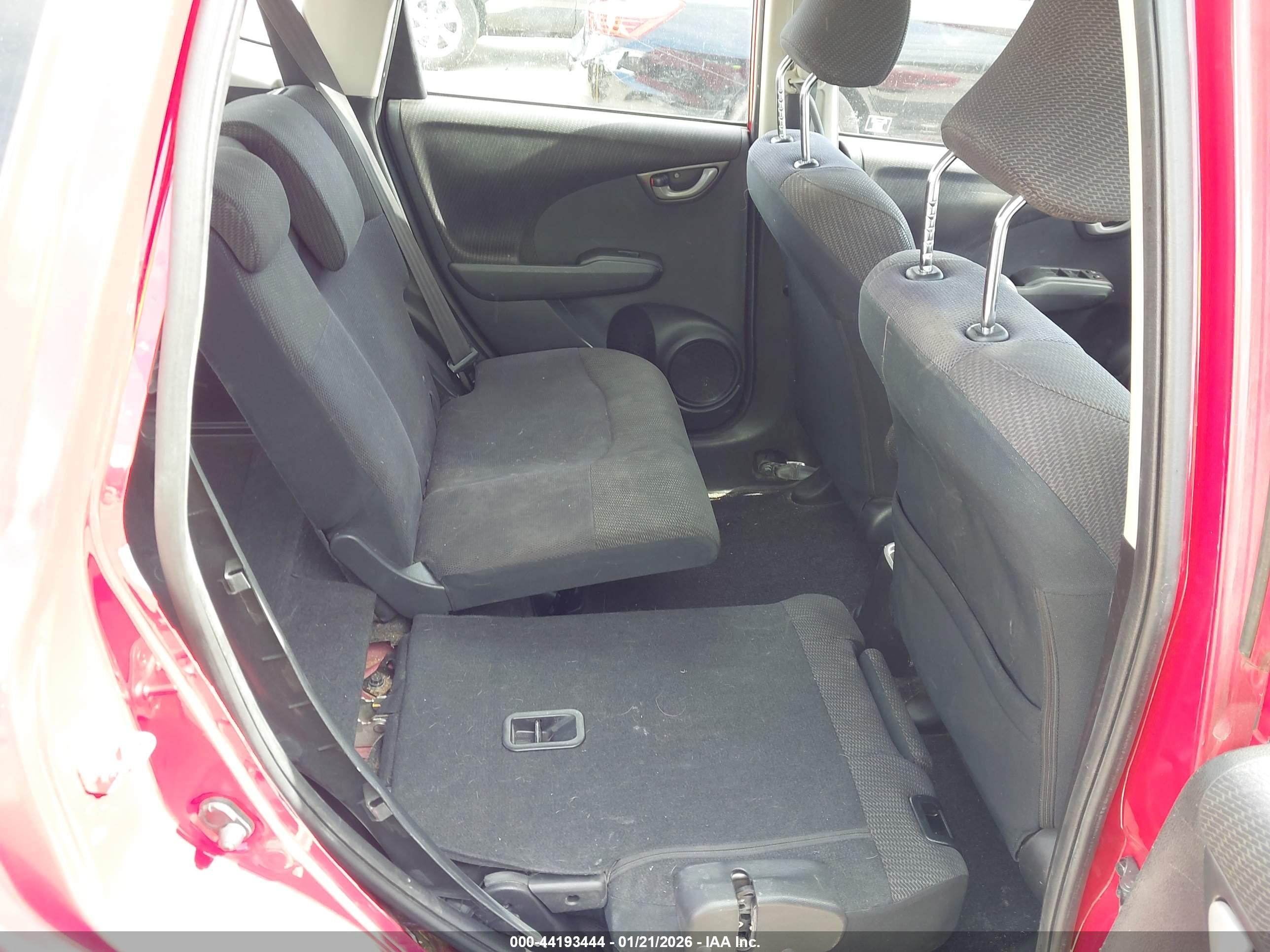 HONDA FIT image 8