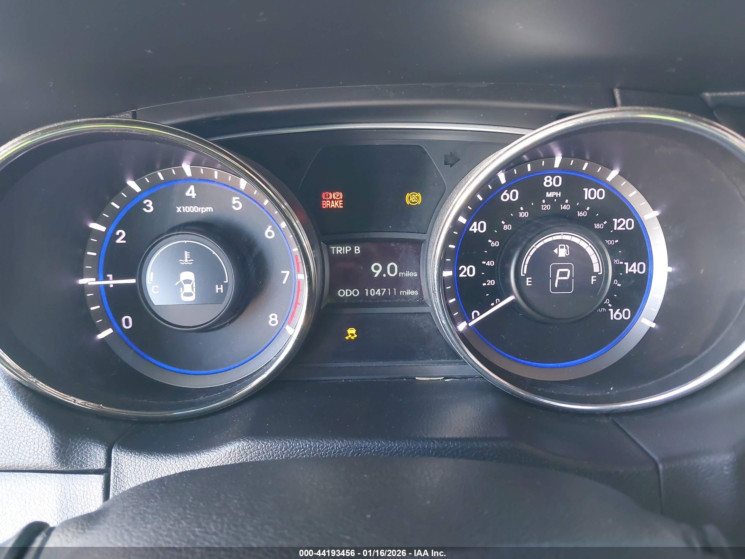 HYUNDAI SONATA image 7