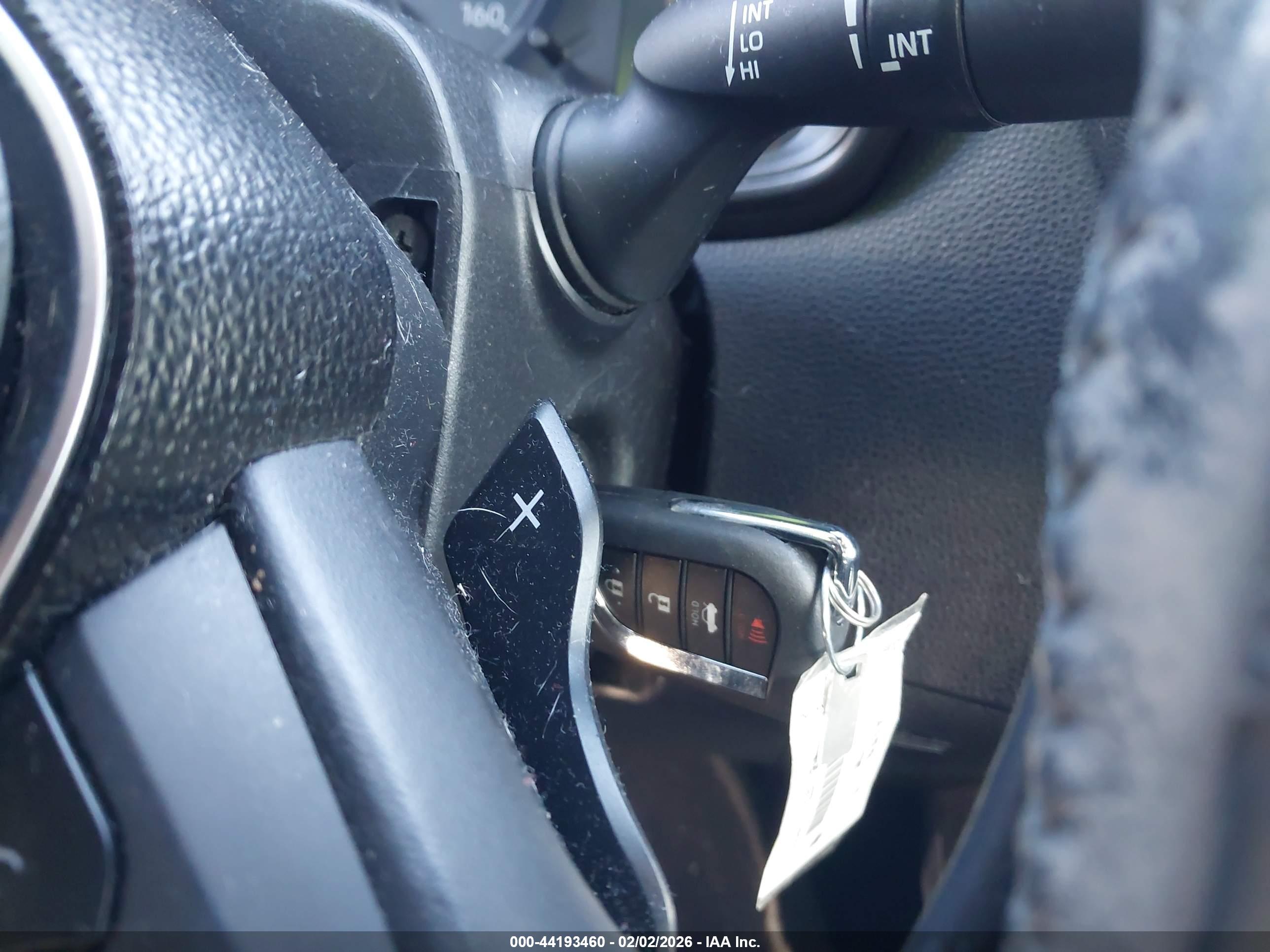 TOYOTA COROLLA image 11