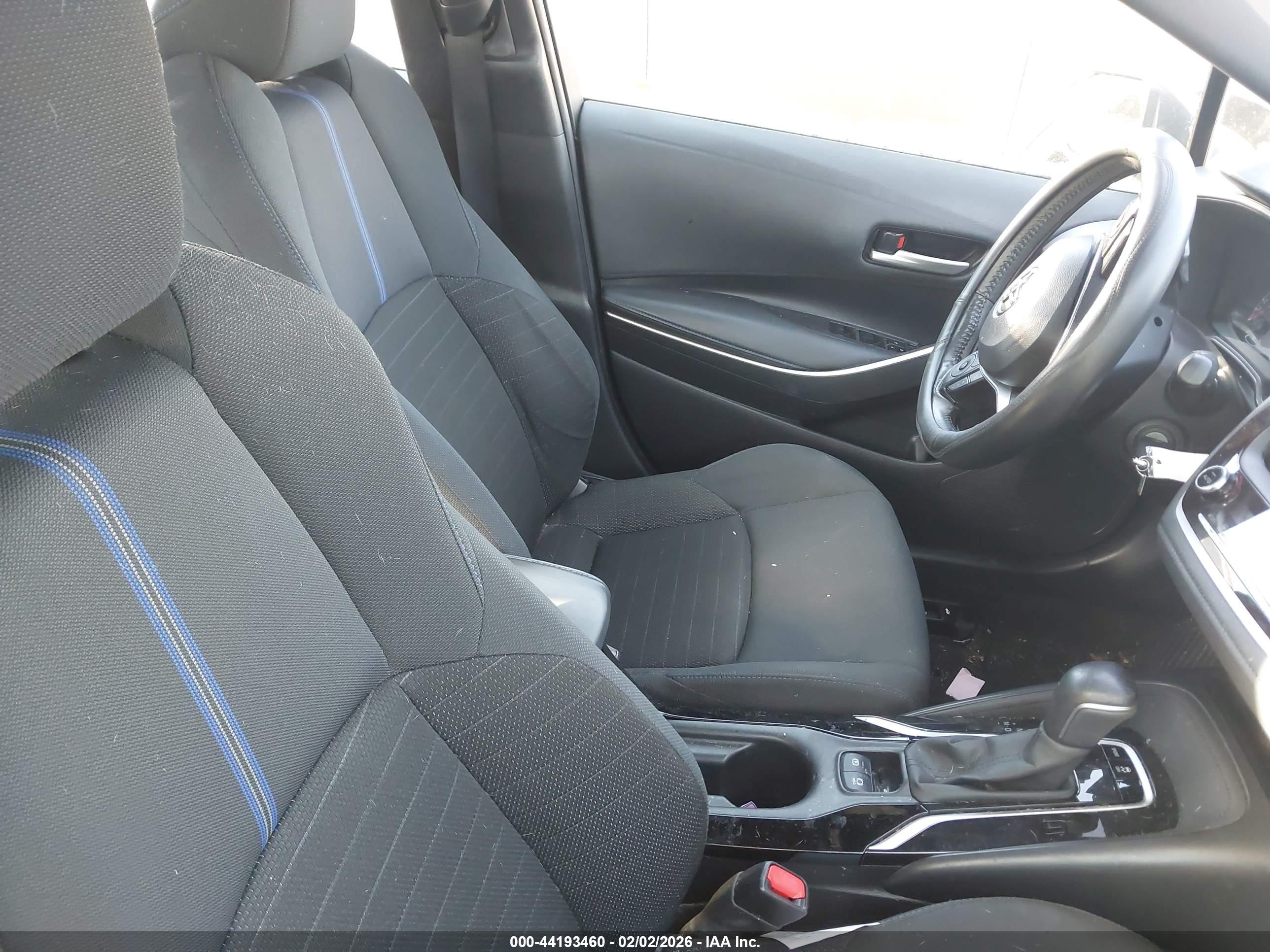TOYOTA COROLLA image 5
