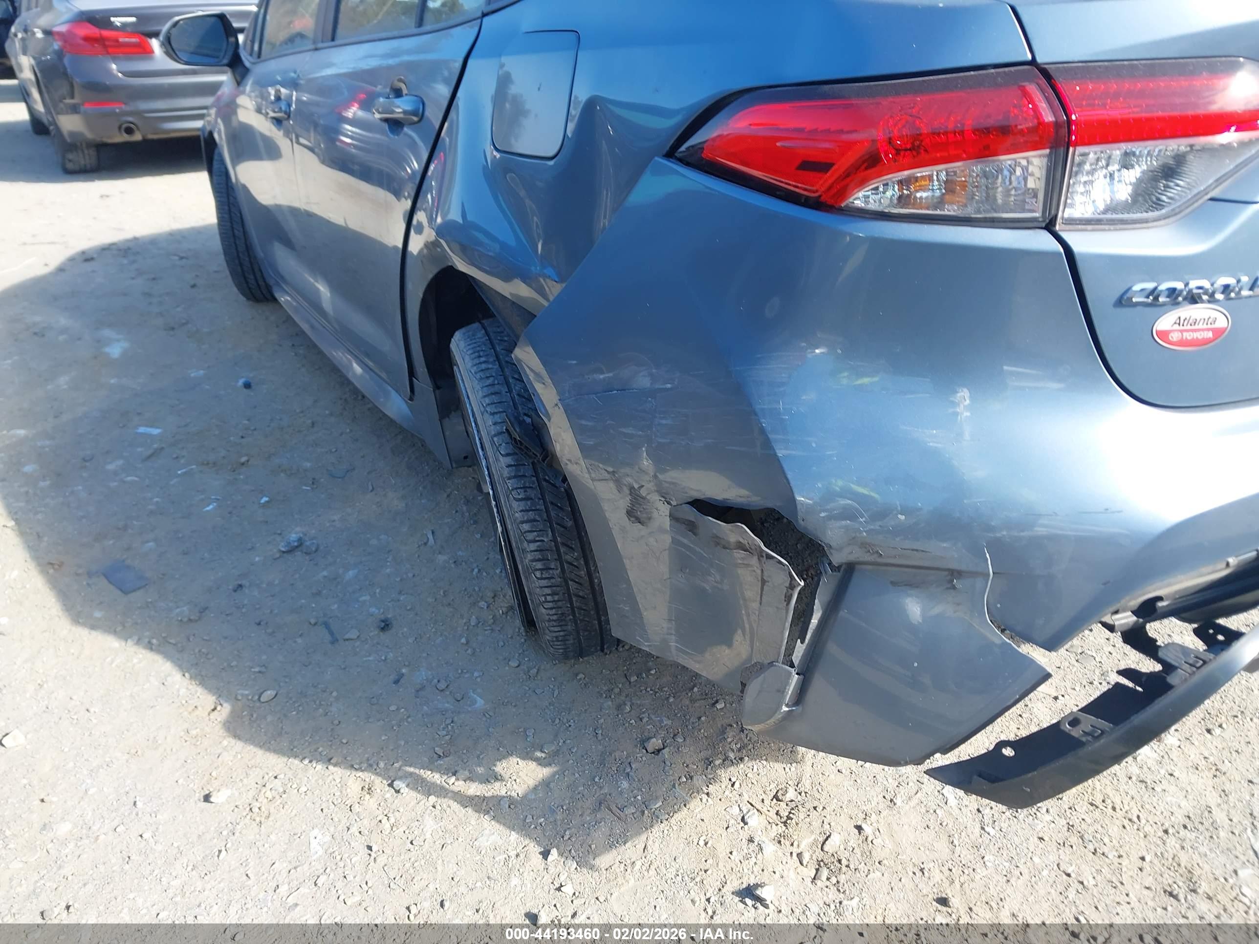 TOYOTA COROLLA image 6