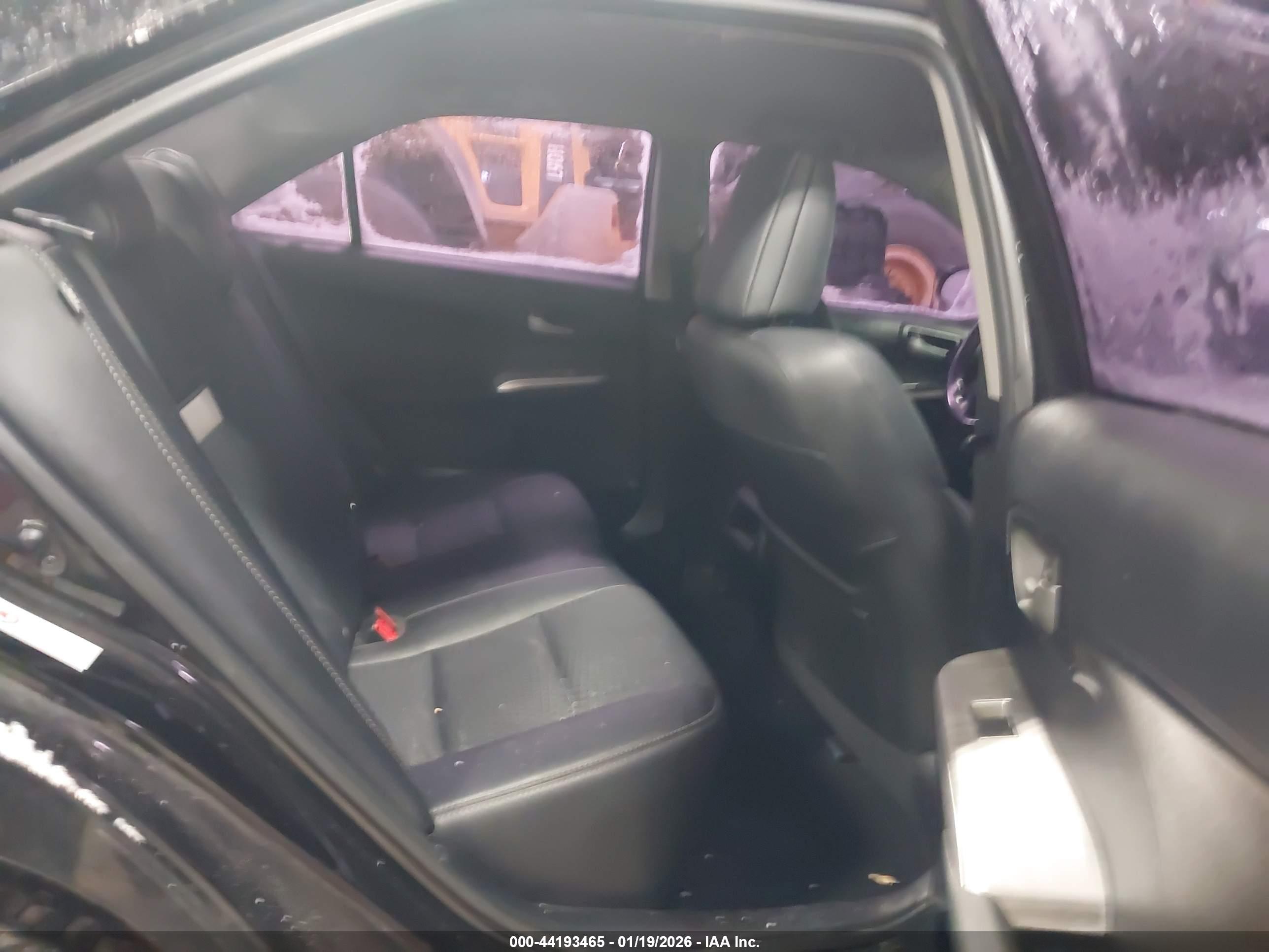 TOYOTA CAMRY image 8