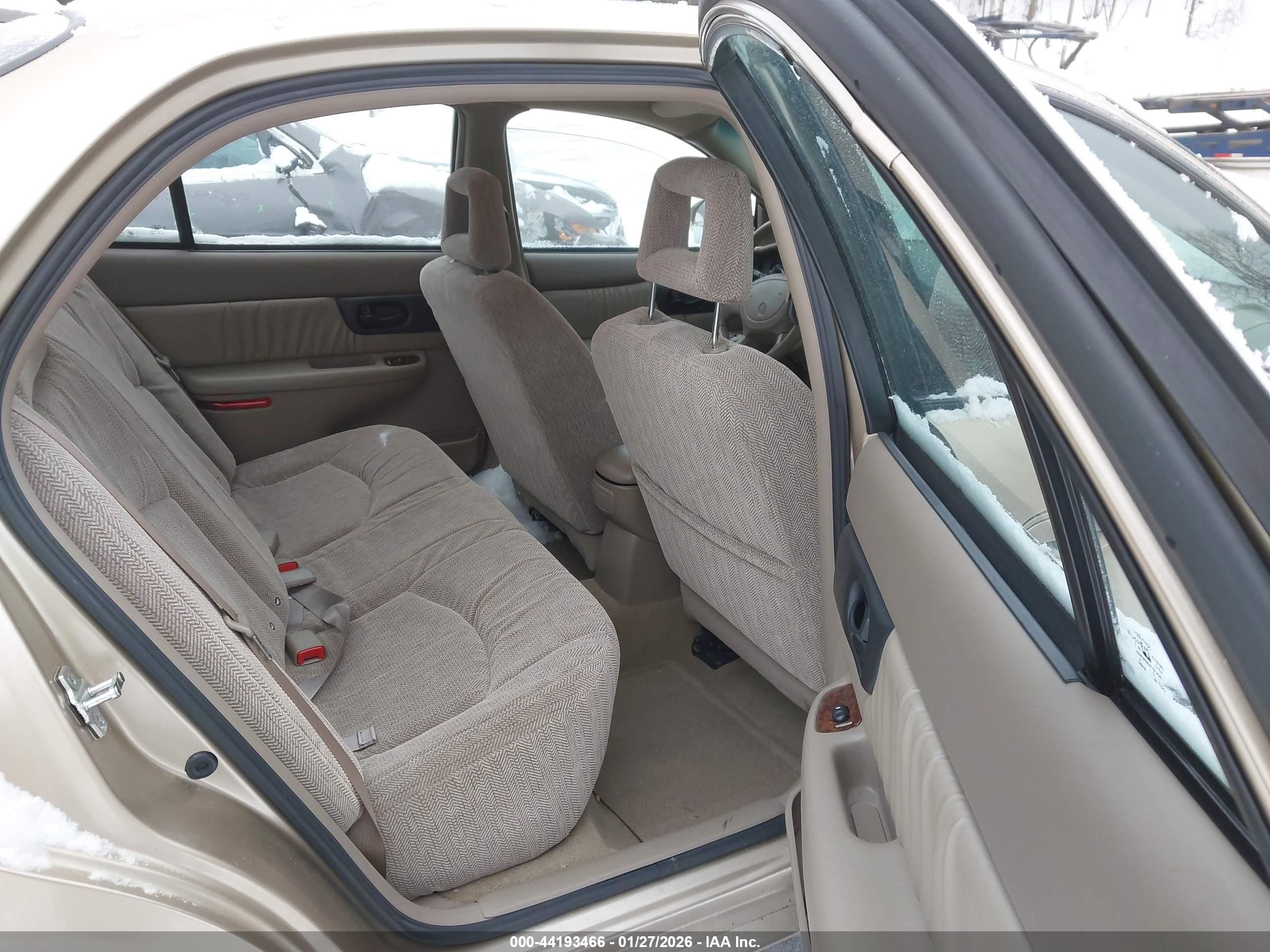 BUICK REGAL image 8