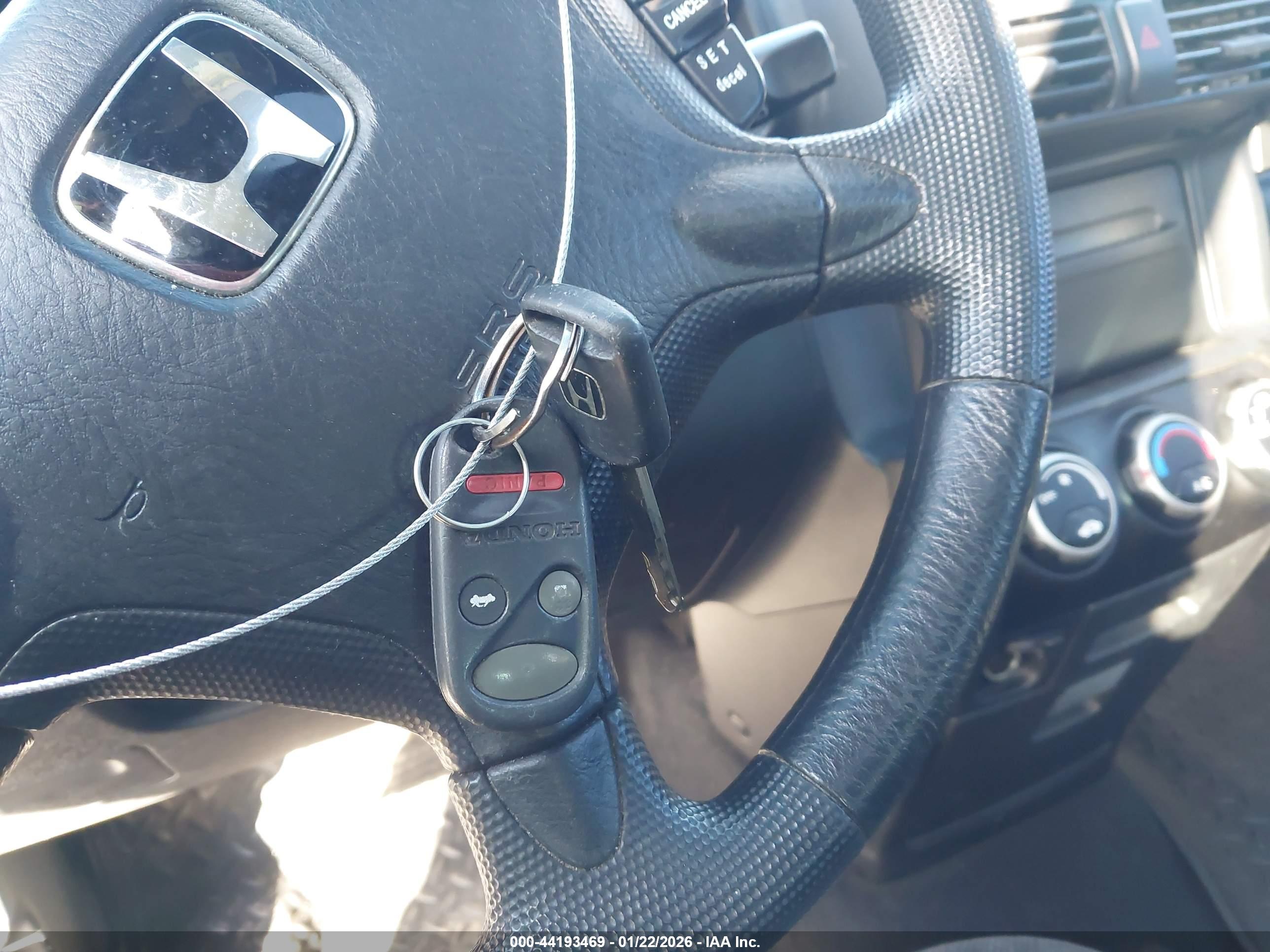 HONDA CR-V image 11
