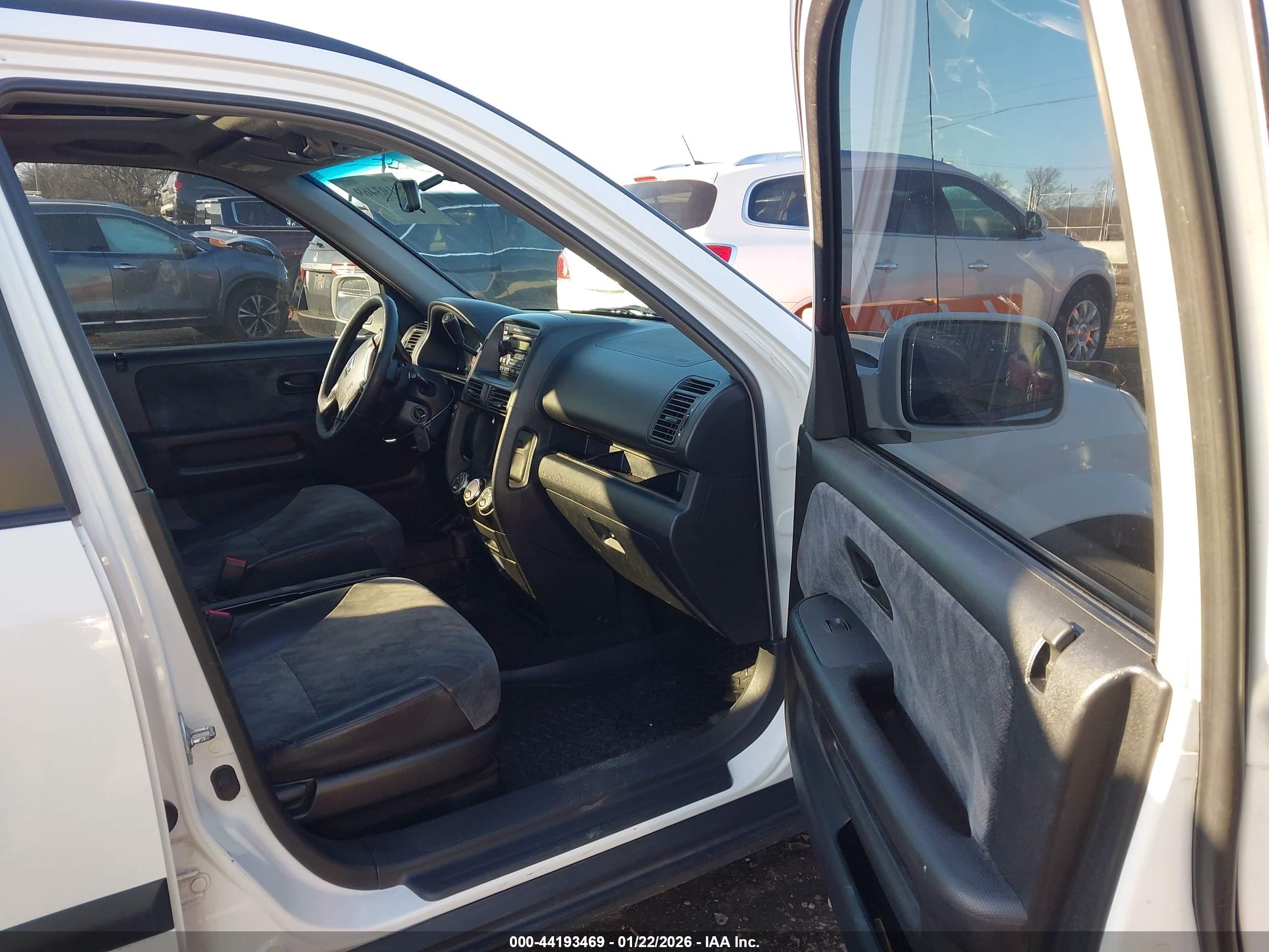 HONDA CR-V image 5