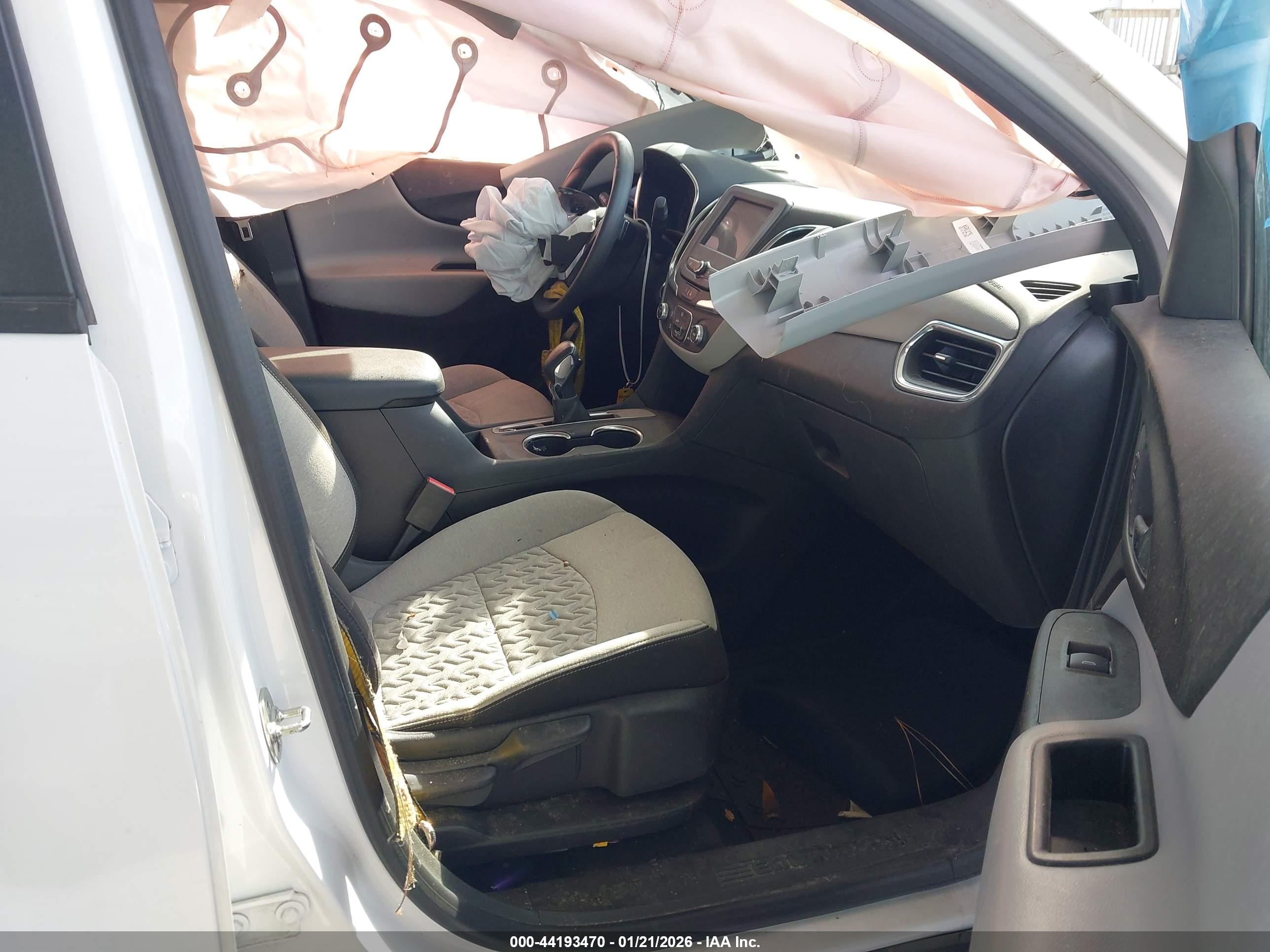 CHEVROLET EQUINOX image 5
