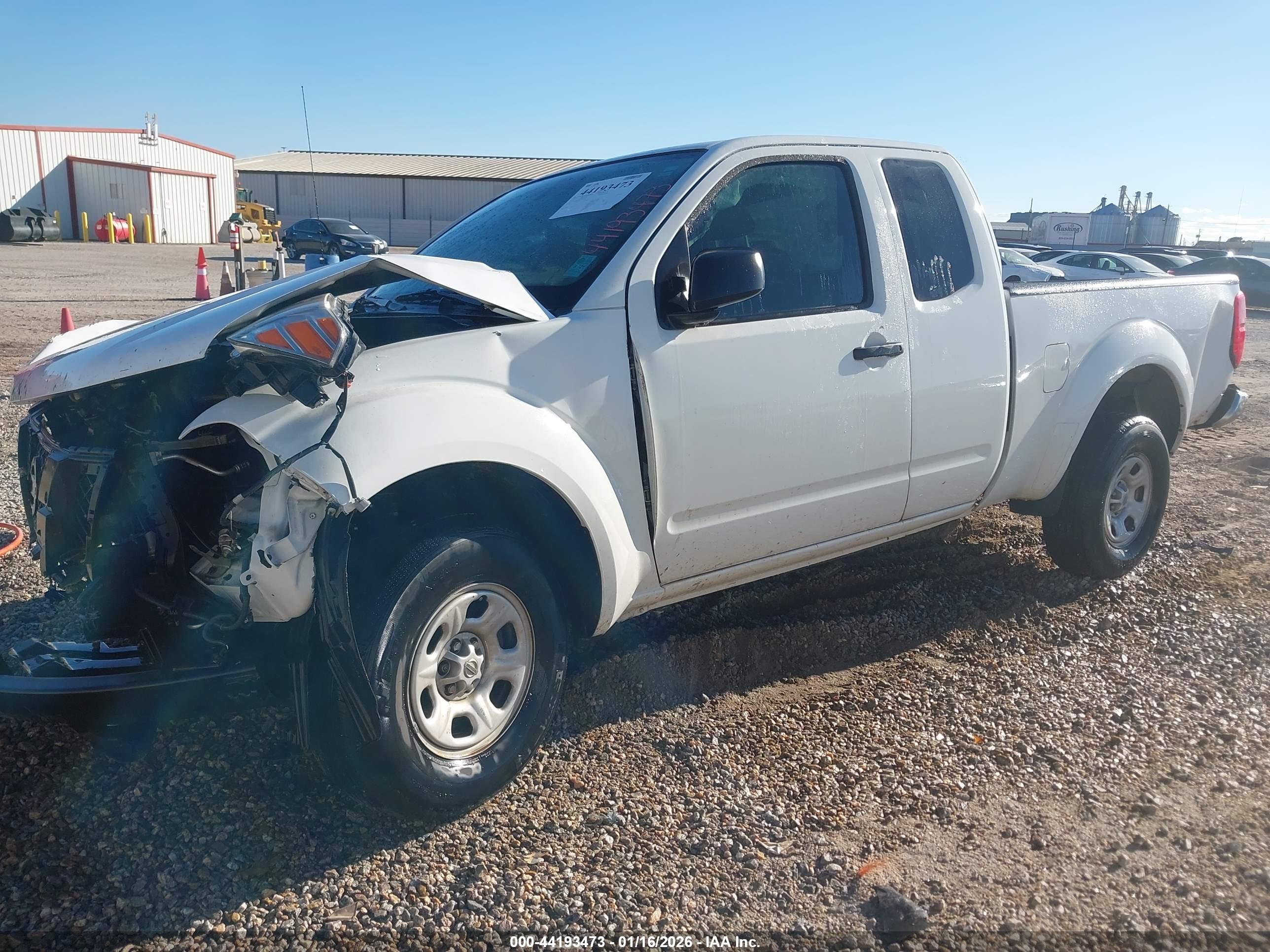 NISSAN FRONTIER image 2