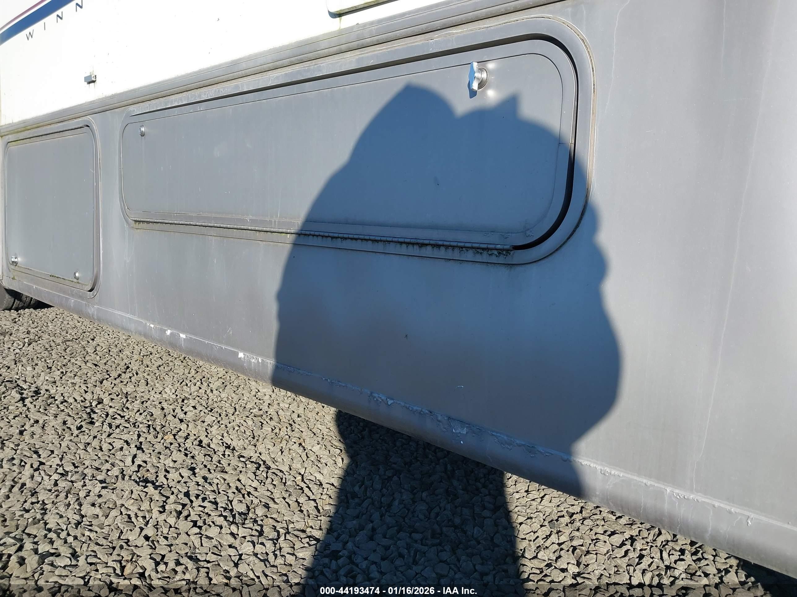 FORD ECONOLINE image 6